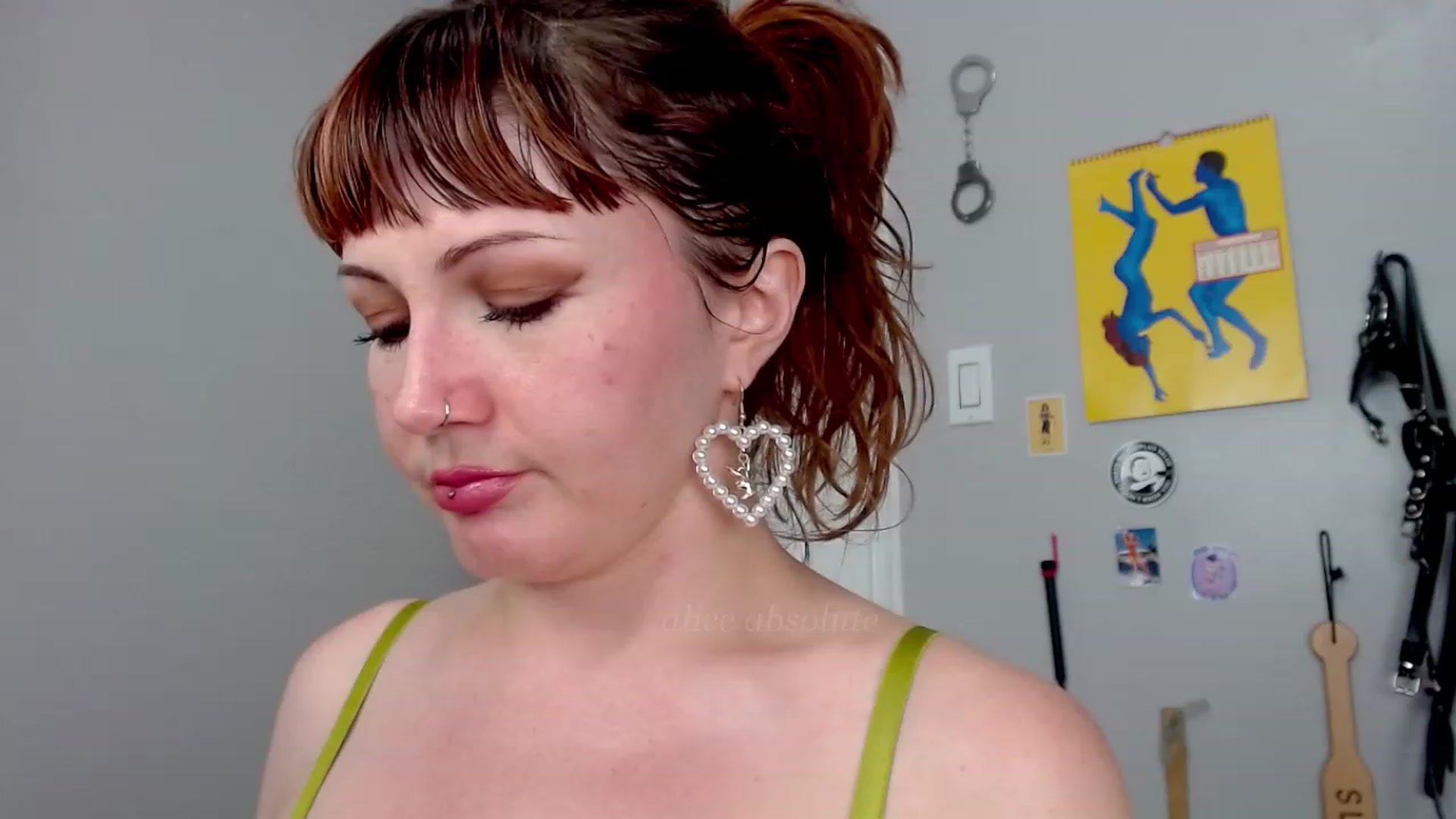 Gallery image thumbnail from aliceabs0lute's myfreecams stream on, 08/16/2023, 19:18 image 10 of 20