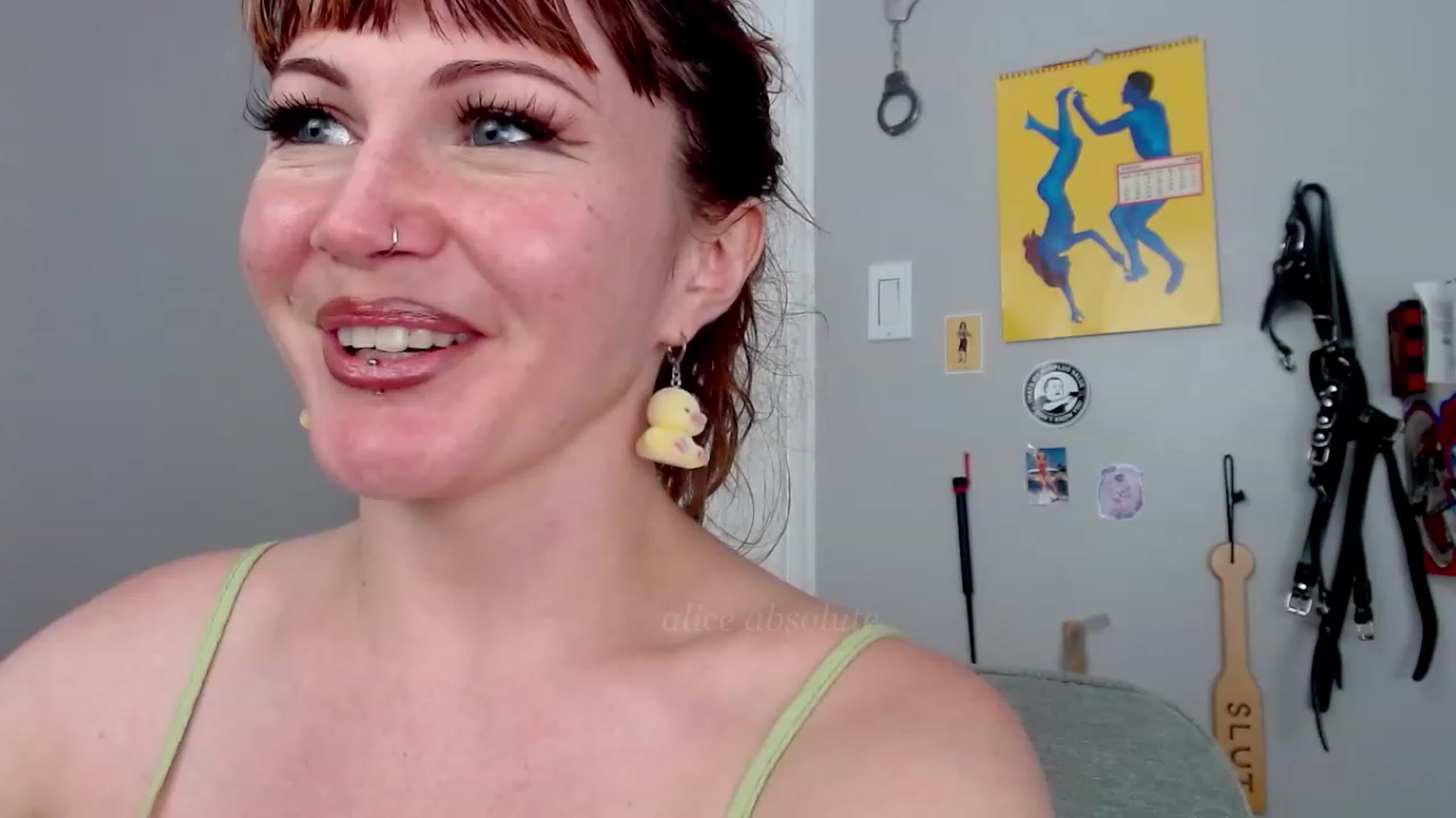 Gallery image thumbnail from aliceabs0lute's myfreecams stream on, 08/17/2023, 19:33 image 18 of 20