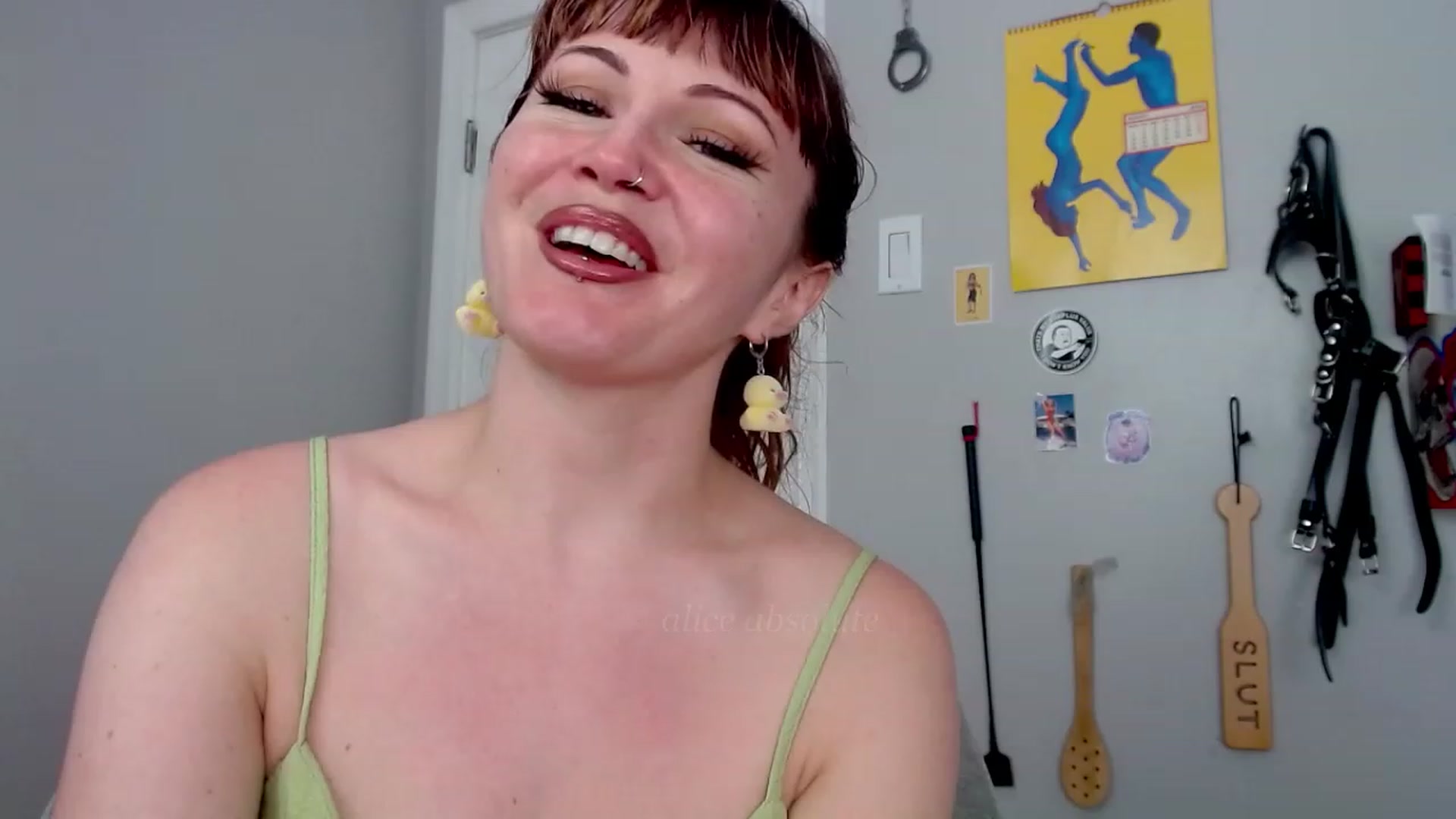Gallery image thumbnail from aliceabs0lute's myfreecams stream on, 08/17/2023, 19:33 image 6 of 20