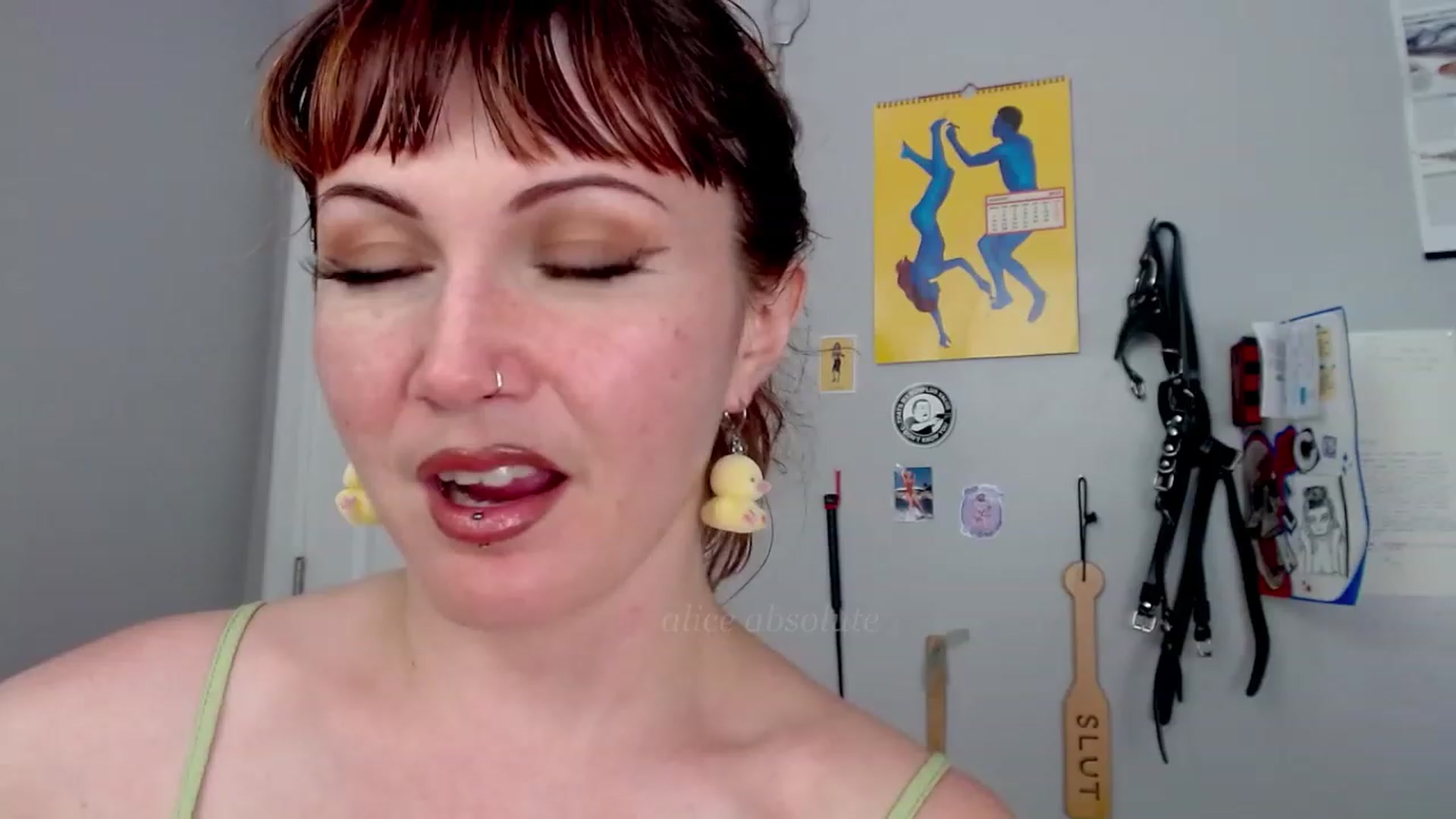 Gallery image thumbnail from aliceabs0lute's myfreecams stream on, 08/17/2023, 19:33 image 3 of 20
