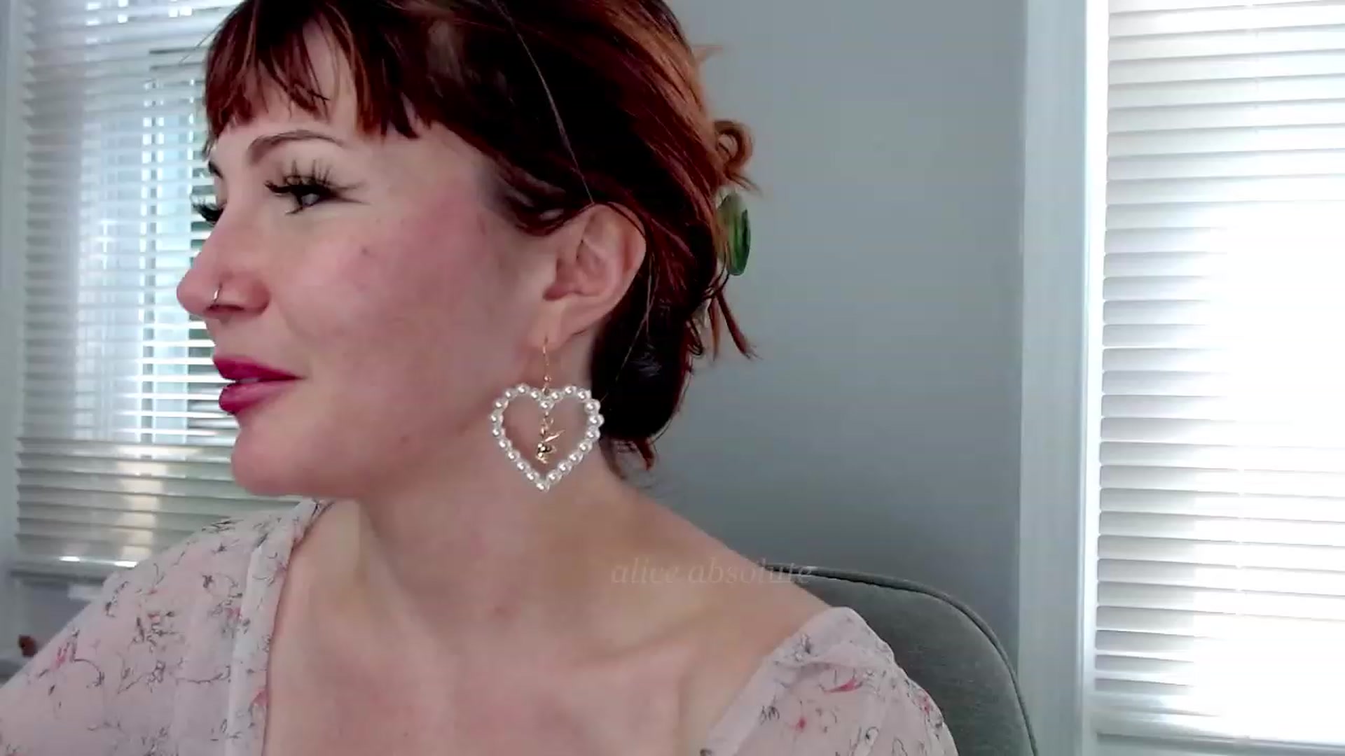 Gallery image thumbnail from aliceabs0lute's myfreecams stream on, 08/21/2023, 19:26 image 17 of 20