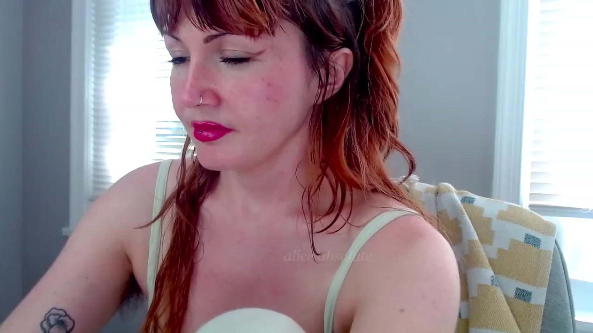 Gallery image thumbnail from aliceabs0lute's myfreecams stream on, 09/01/2023, 19:28 image 19 of 20