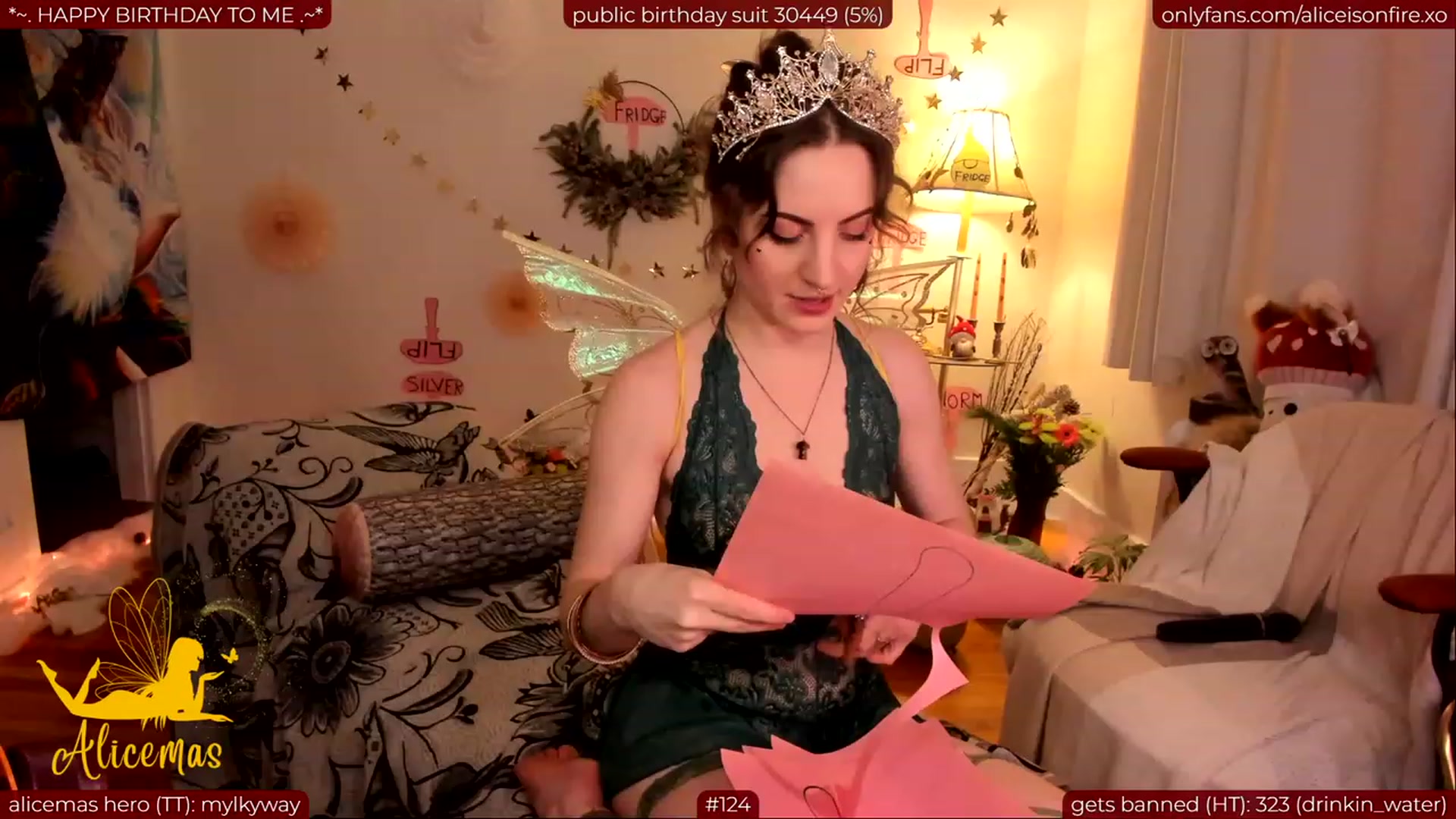 Gallery image thumbnail from alicebday's myfreecams stream on, 12/07/2023, 05:08 image 11 of 20