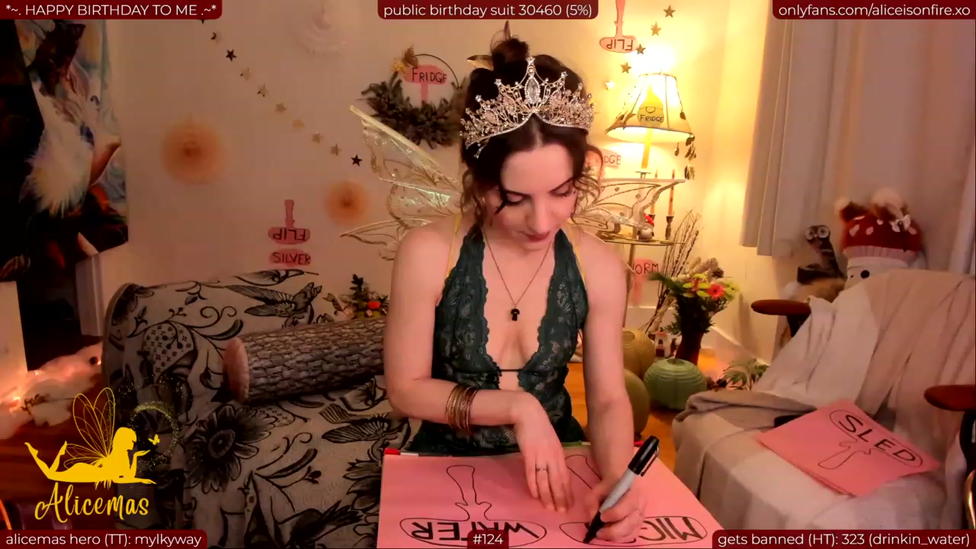 Gallery image thumbnail from alicebday's myfreecams stream on, 12/07/2023, 05:08 image 10 of 20