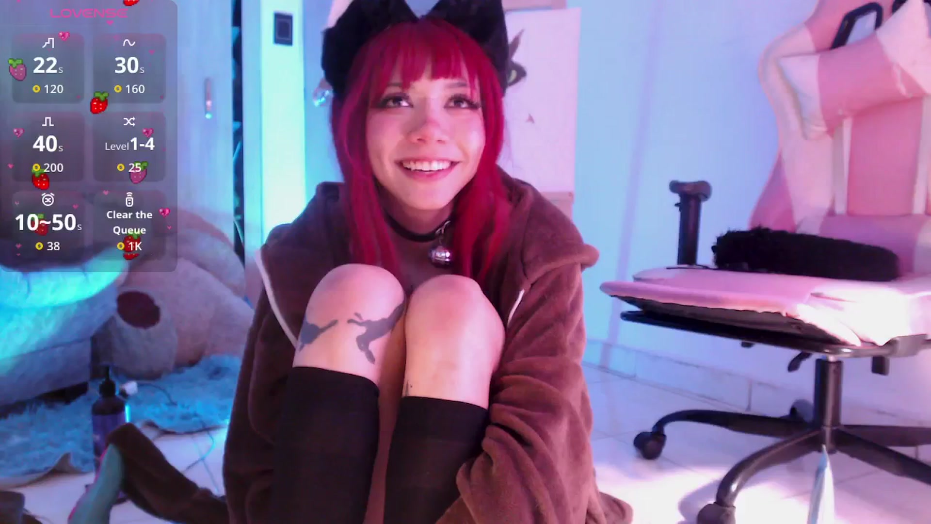 Gallery image thumbnail from alicedanger's myfreecams stream on, 09/27/2025, 10:01 image 13 of 20