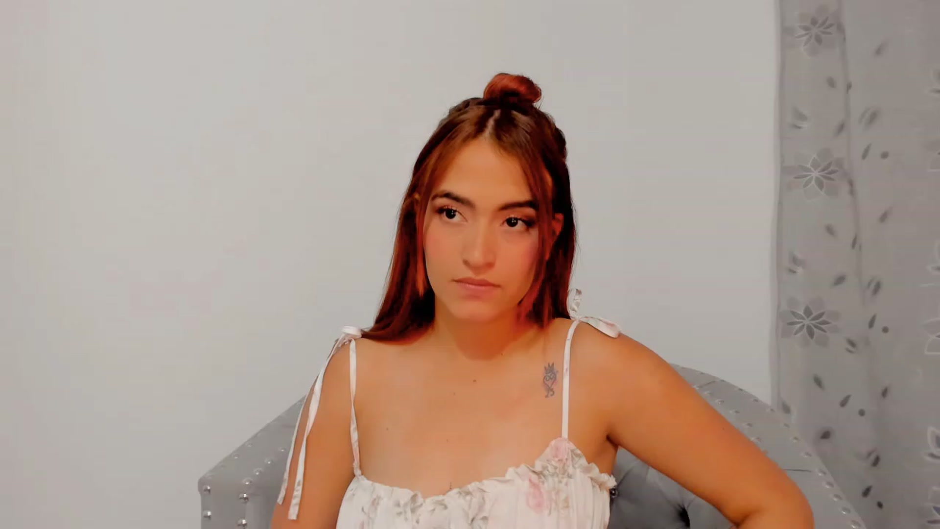 Gallery image thumbnail from alicee_sweet's myfreecams stream on, 12/05/2022, 08:29 image 9 of 20
