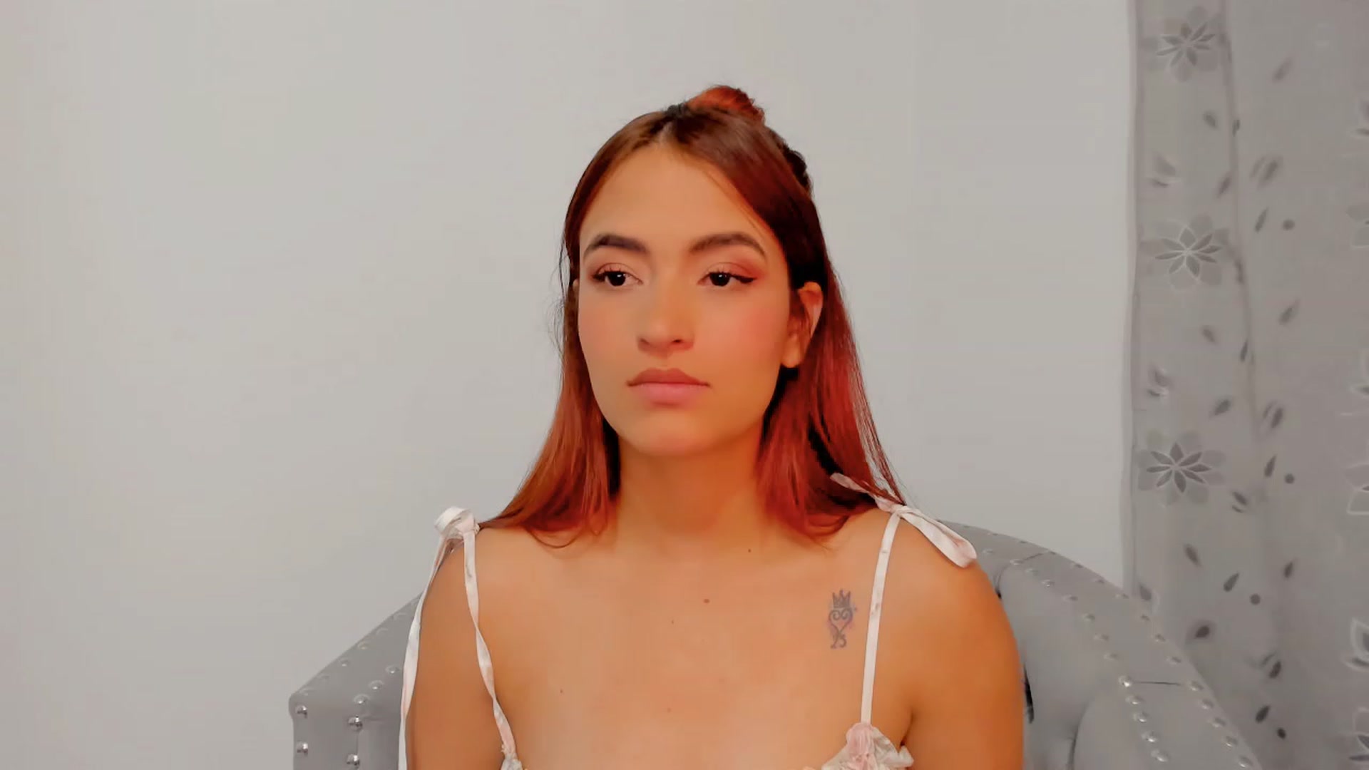 Gallery image thumbnail from alicee_sweet's myfreecams stream on, 12/05/2022, 08:29 image 17 of 20