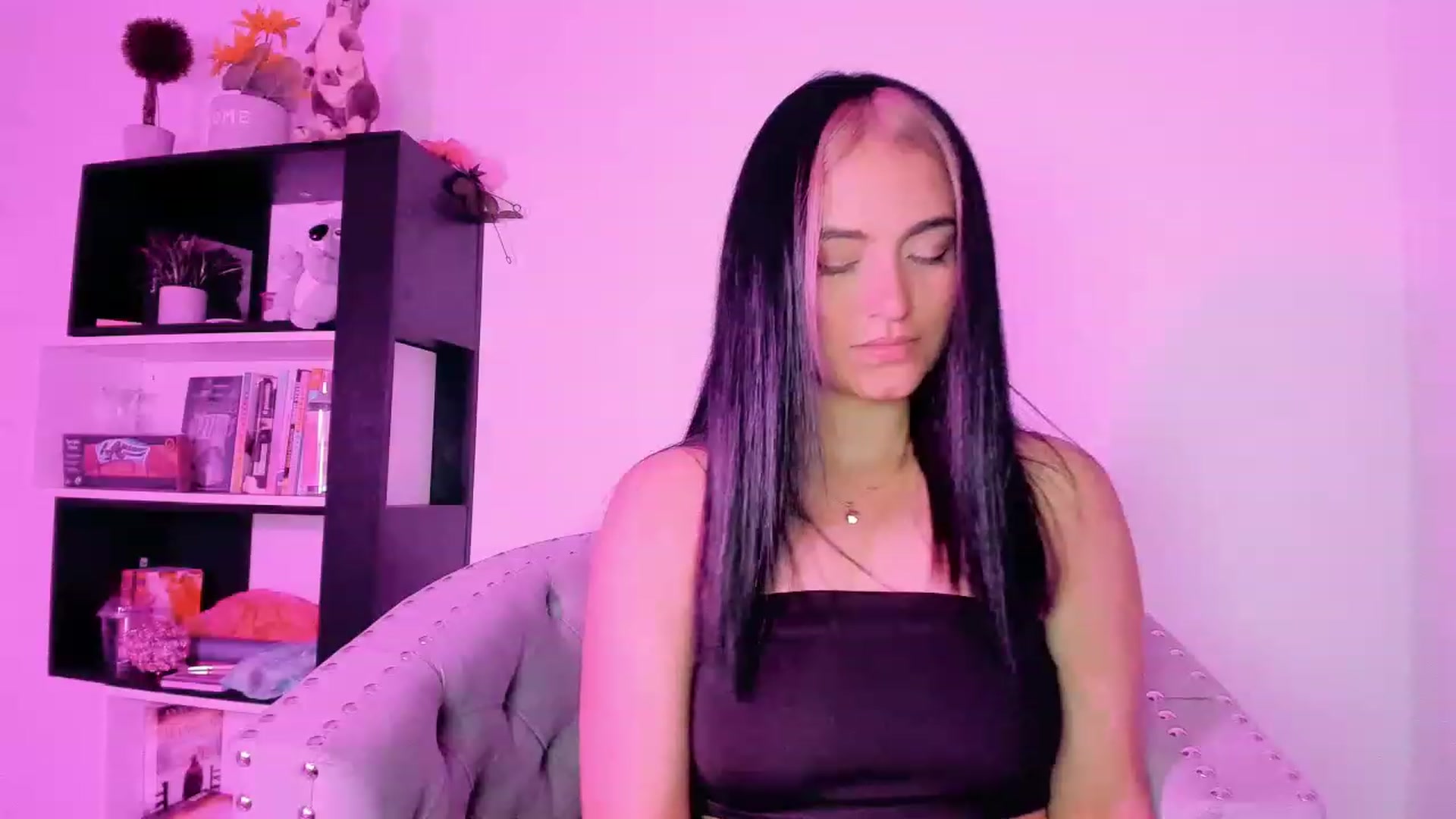 Gallery image thumbnail from alicee_sweet's myfreecams stream on, 02/27/2023, 08:41 image 9 of 20