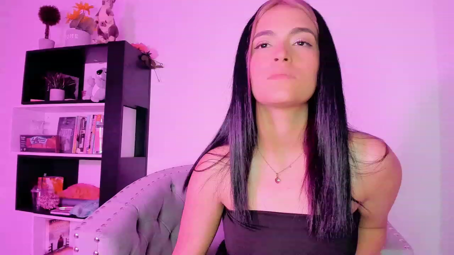 Gallery image thumbnail from alicee_sweet's myfreecams stream on, 02/27/2023, 08:41 image 6 of 20