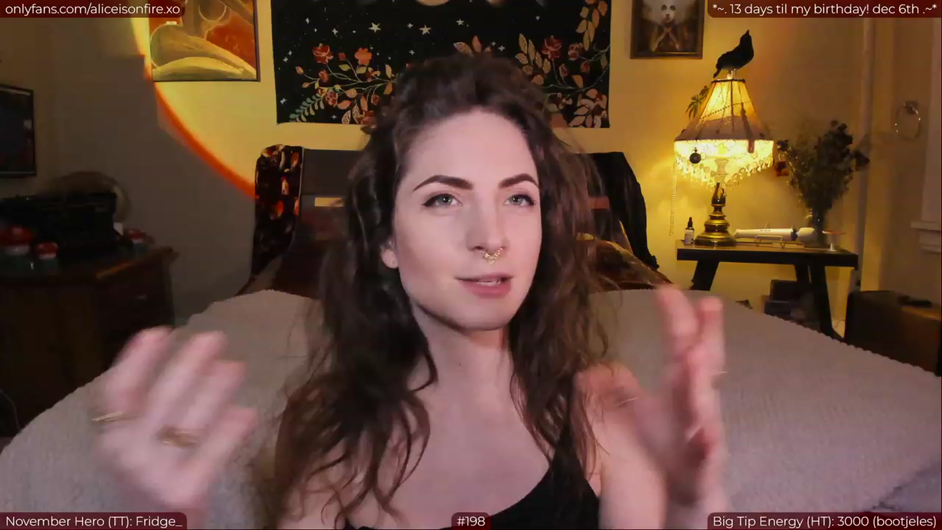 Gallery image thumbnail from aliceisonfire's myfreecams stream on, 11/24/2022, 07:19 image 1 of 20