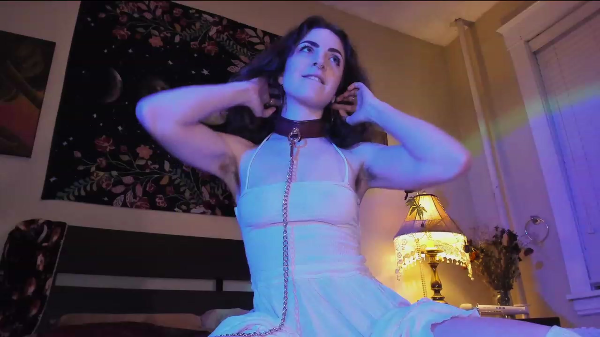Gallery image thumbnail from aliceisonfire's myfreecams stream on, 12/05/2022, 06:38 image 17 of 20