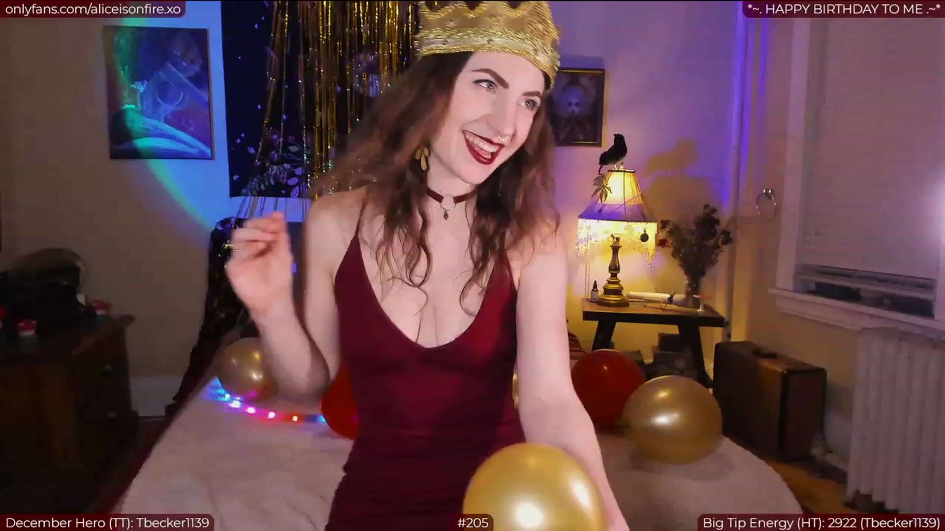 Gallery image thumbnail from aliceisonfire's myfreecams stream on, 12/07/2022, 04:22 image 2 of 20