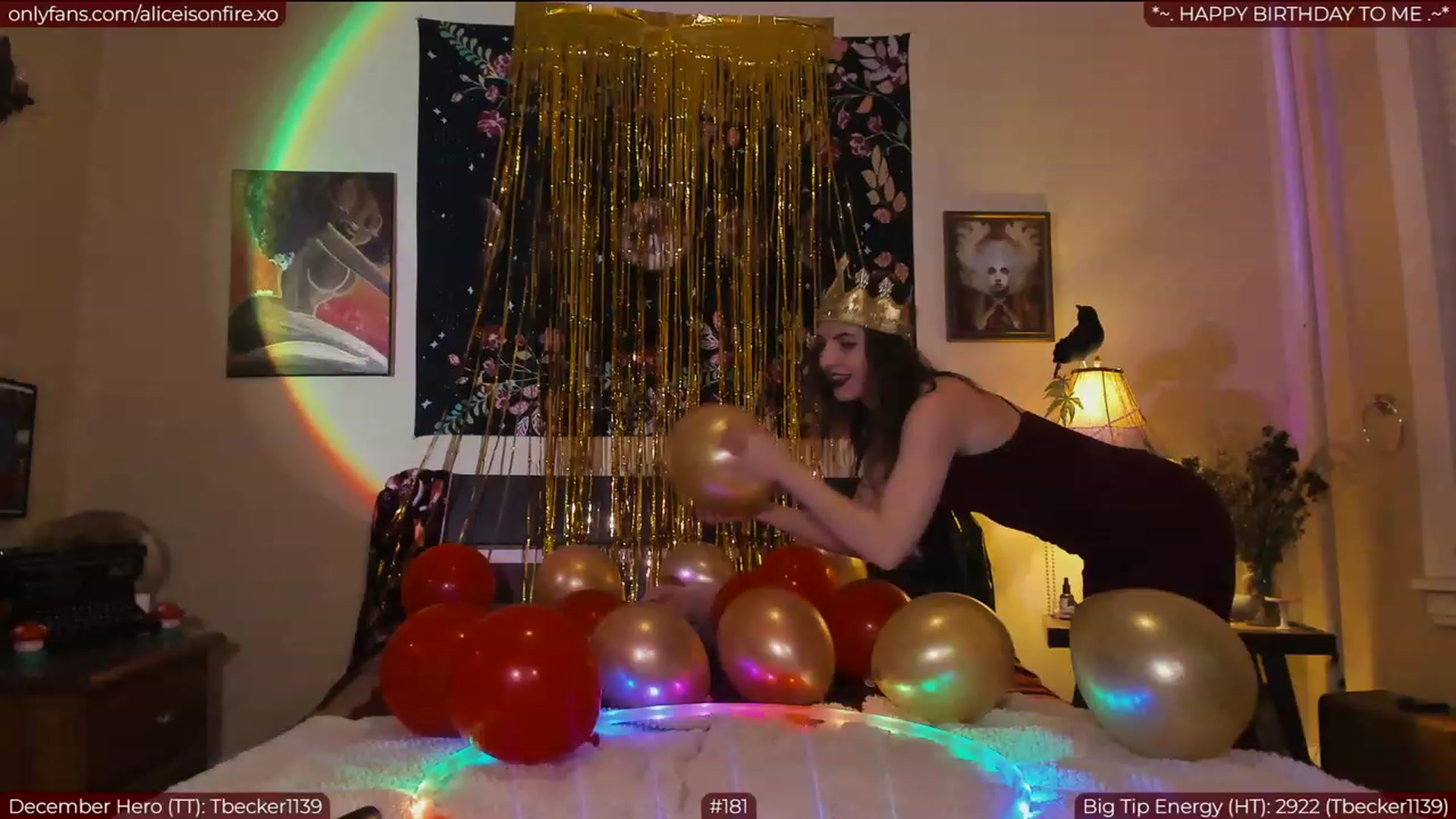 Gallery image thumbnail from aliceisonfire's myfreecams stream on, 12/07/2022, 04:22 image 13 of 20