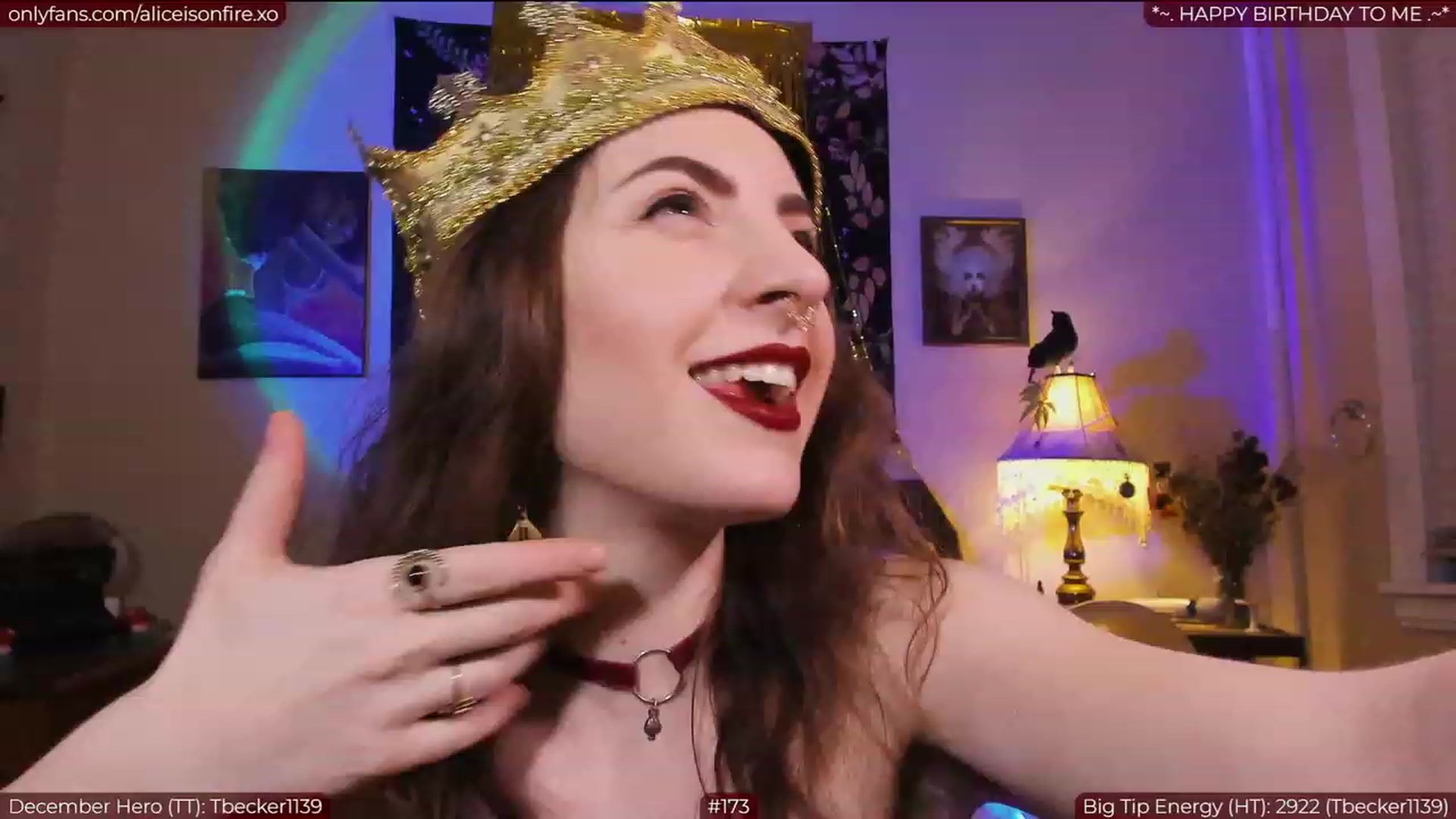 Gallery image thumbnail from aliceisonfire's myfreecams stream on, 12/07/2022, 04:22 image 19 of 20