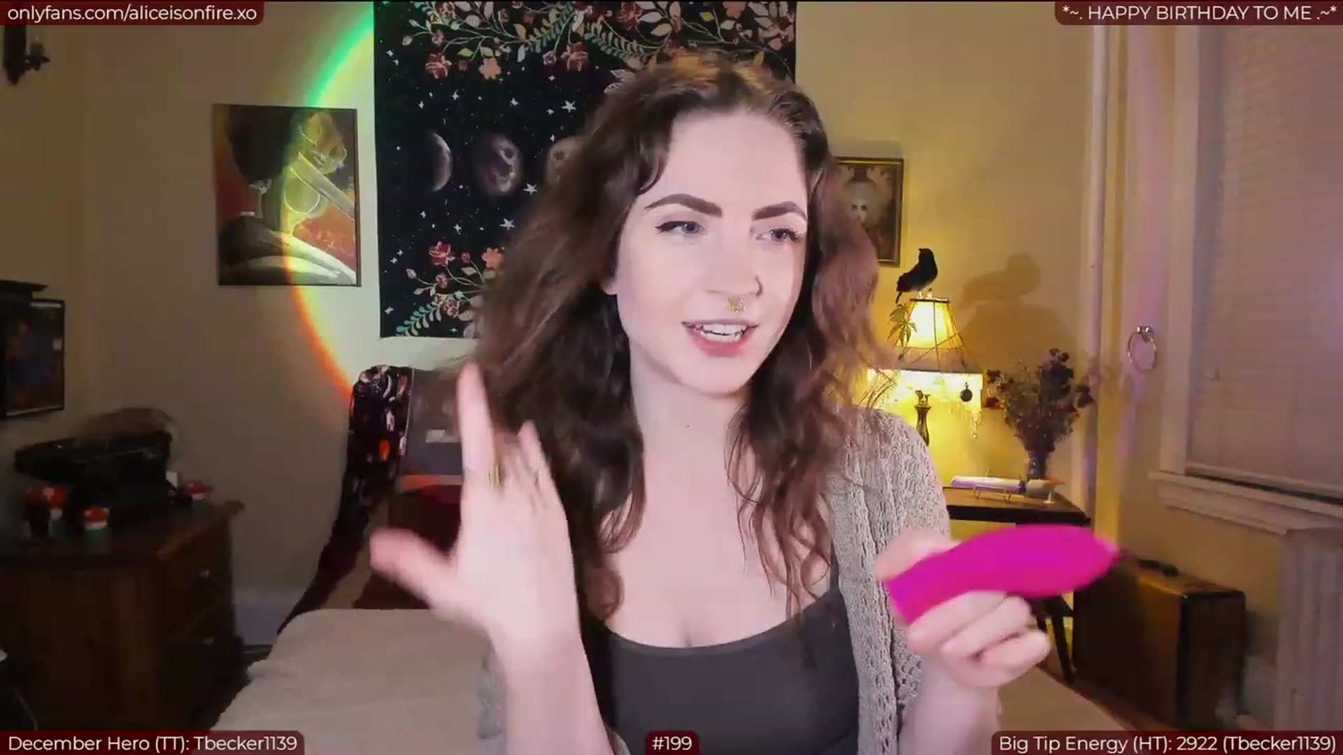 Gallery image thumbnail from aliceisonfire's myfreecams stream on, 12/09/2022, 06:08 image 3 of 20