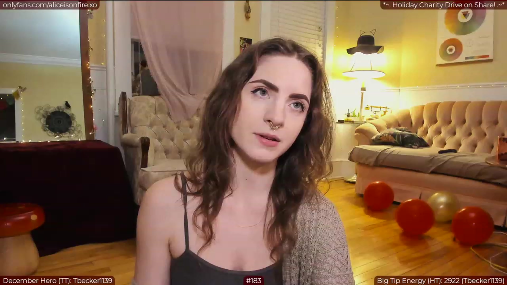 Gallery image thumbnail from aliceisonfire's myfreecams stream on, 12/09/2022, 09:45 image 11 of 20