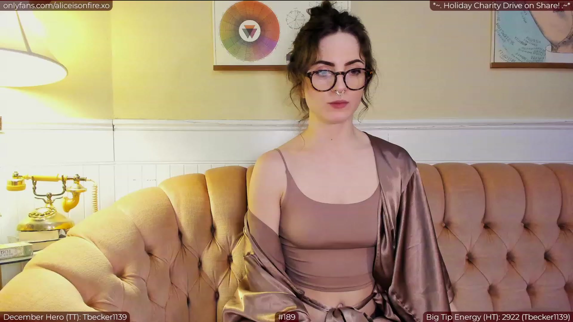 Gallery image thumbnail from aliceisonfire's myfreecams stream on, 12/15/2022, 08:52 image 1 of 20