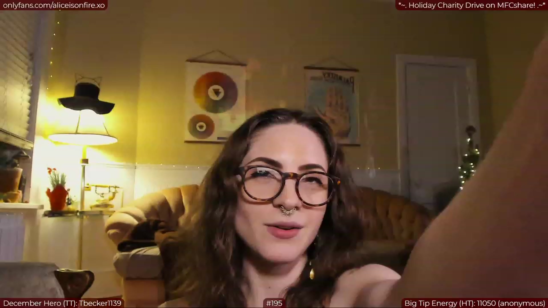Gallery image thumbnail from aliceisonfire's myfreecams stream on, 12/22/2022, 08:04 image 20 of 20