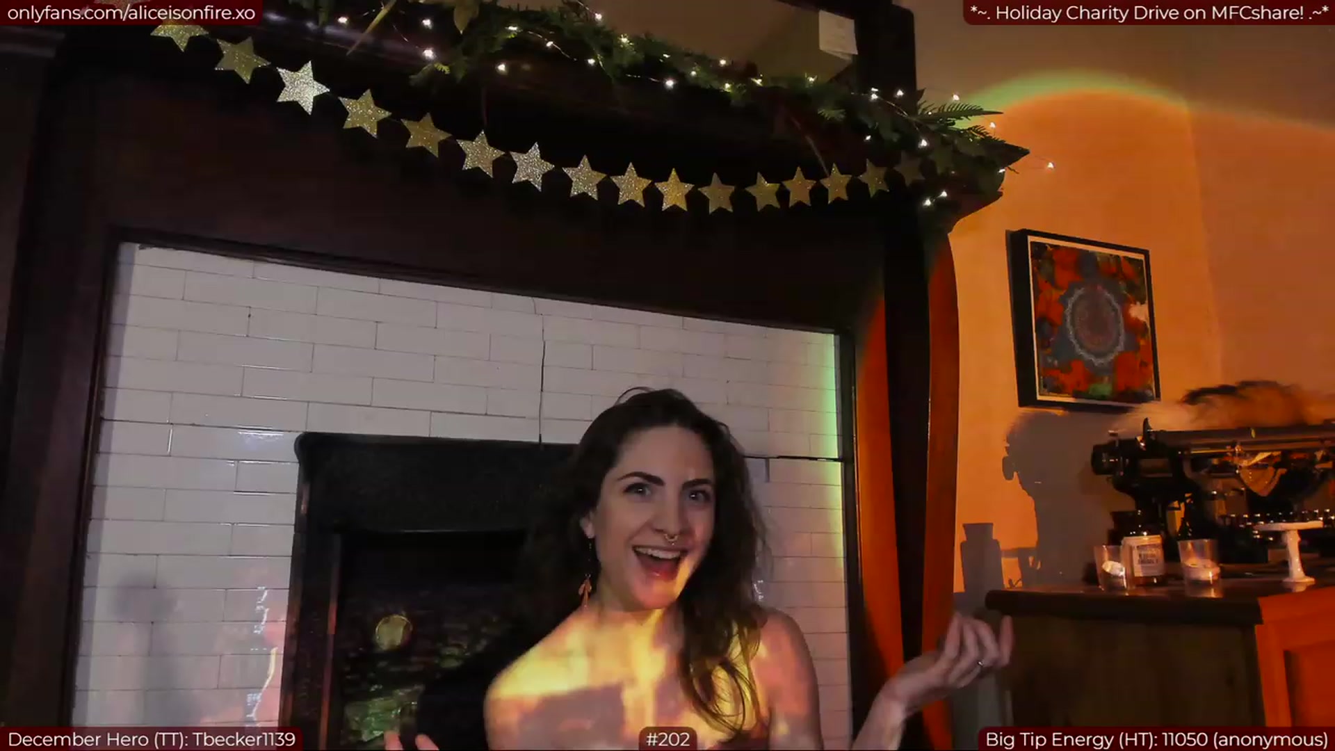 Gallery image thumbnail from aliceisonfire's myfreecams stream on, 12/22/2022, 08:04 image 6 of 20