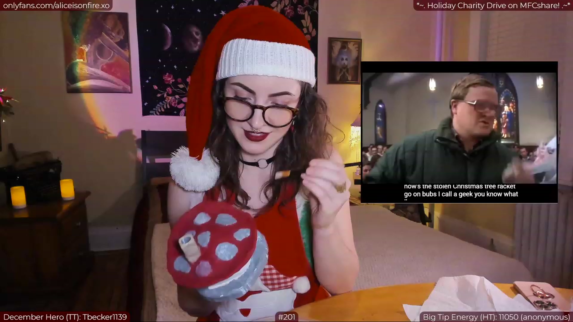Gallery image thumbnail from aliceisonfire's myfreecams stream on, 12/23/2022, 09:25 image 3 of 20