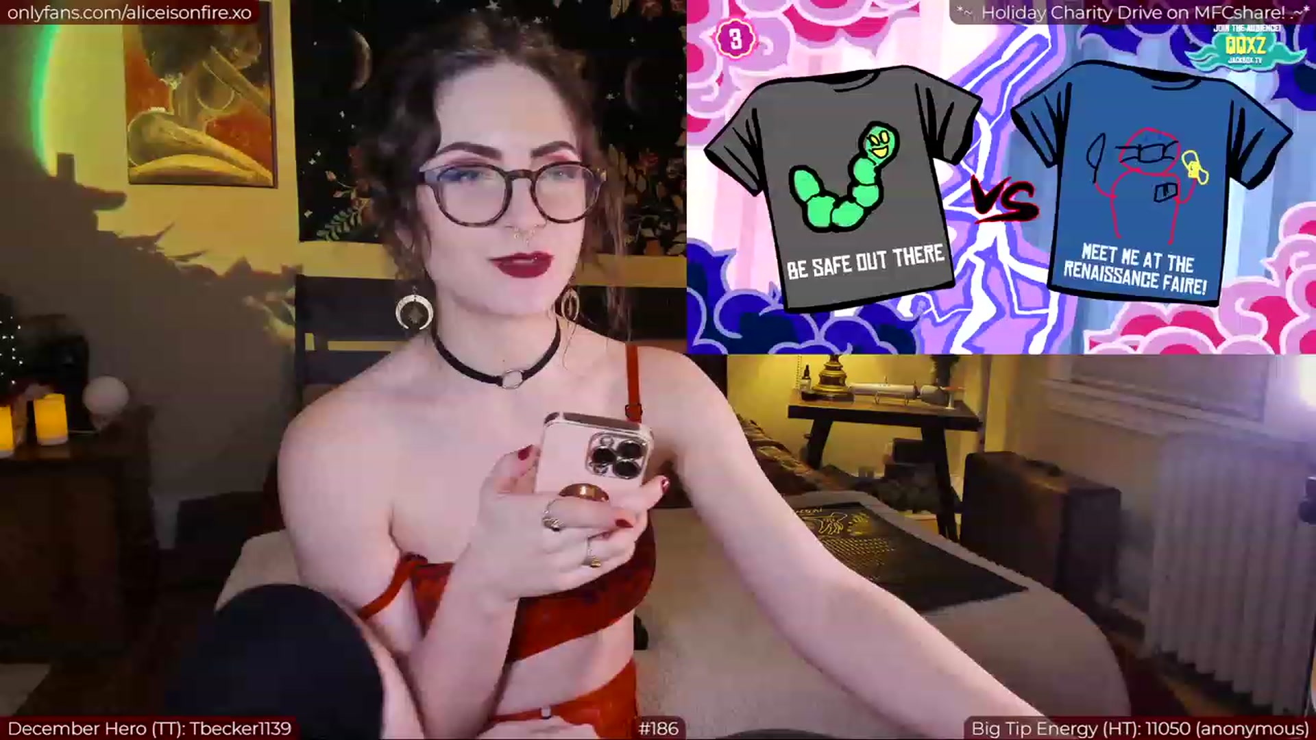 Gallery image thumbnail from aliceisonfire's myfreecams stream on, 12/24/2022, 09:06 image 18 of 20