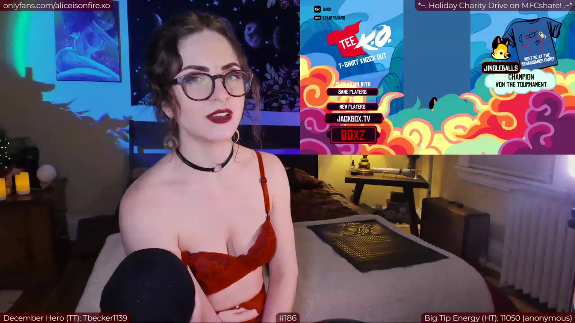 Gallery image thumbnail from aliceisonfire's myfreecams stream on, 12/24/2022, 09:06 image 20 of 20