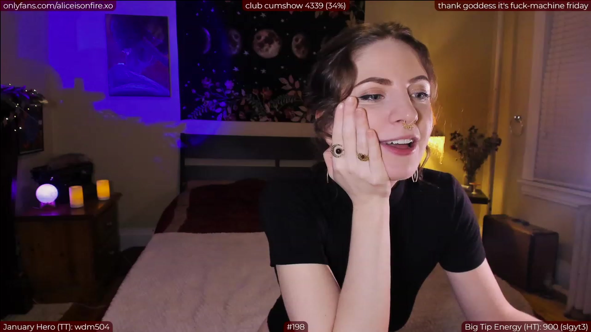 Gallery image thumbnail from aliceisonfire's myfreecams stream on, 01/07/2023, 05:33 image 18 of 20