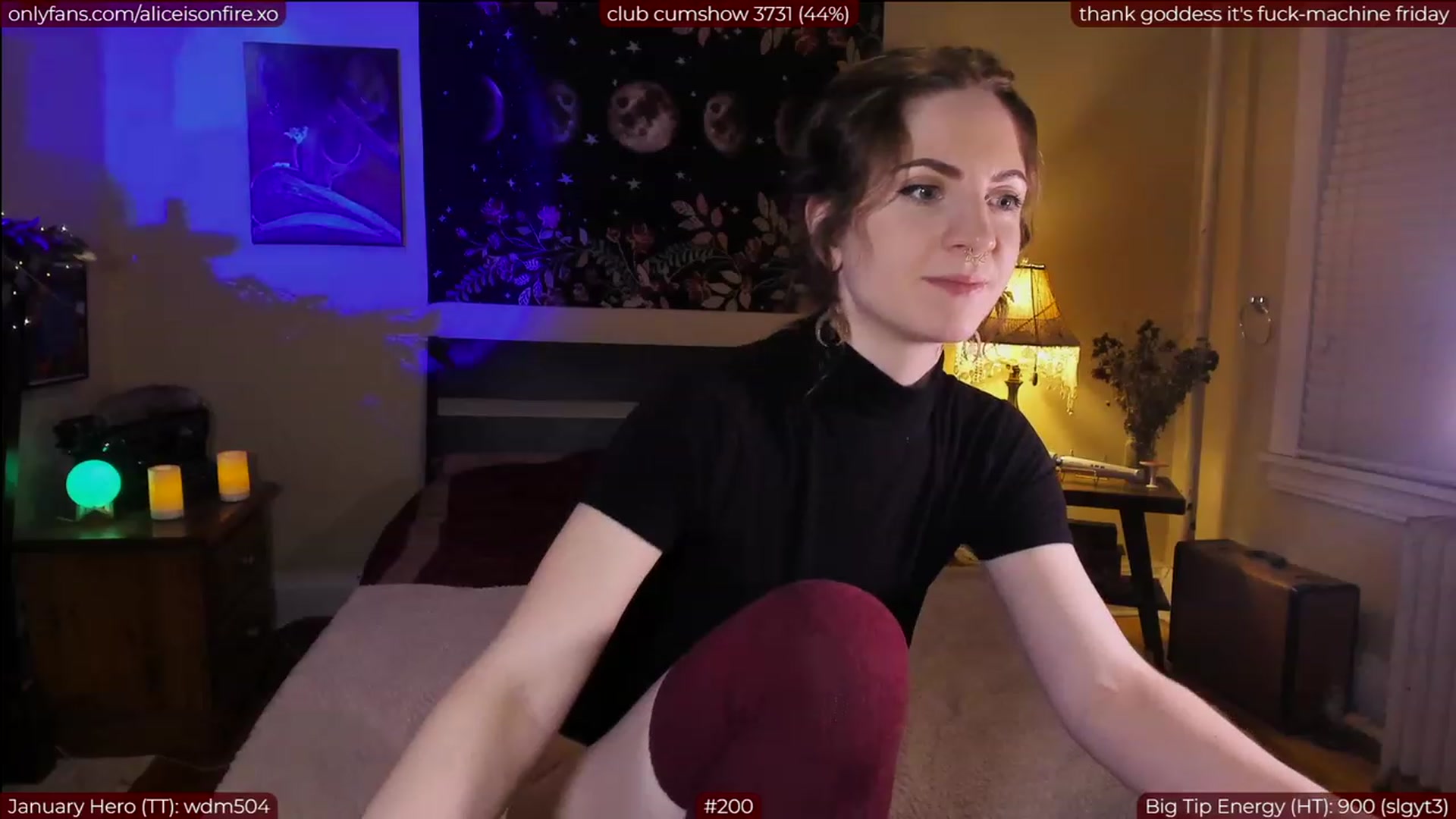 Gallery image thumbnail from aliceisonfire's myfreecams stream on, 01/07/2023, 10:08 image 3 of 20