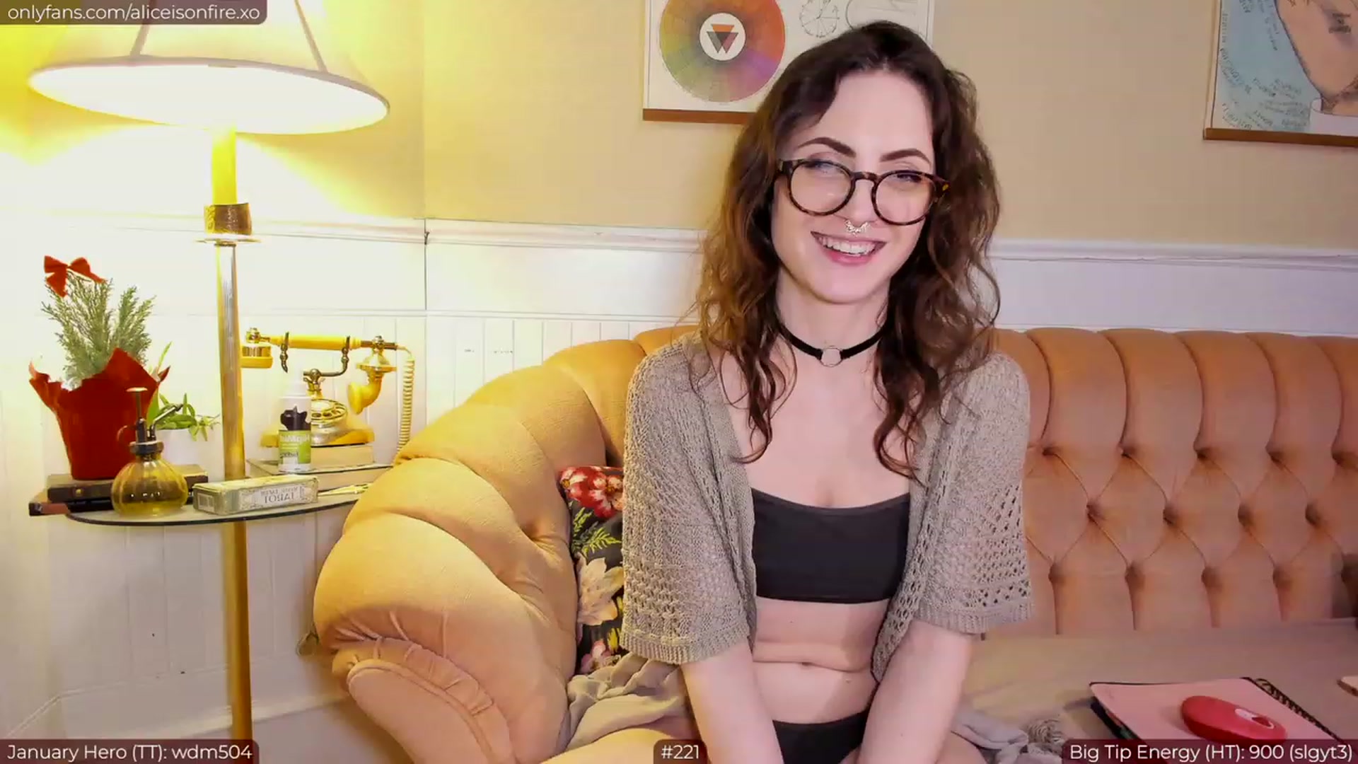 Gallery image thumbnail from aliceisonfire's myfreecams stream on, 01/12/2023, 09:15 image 2 of 20