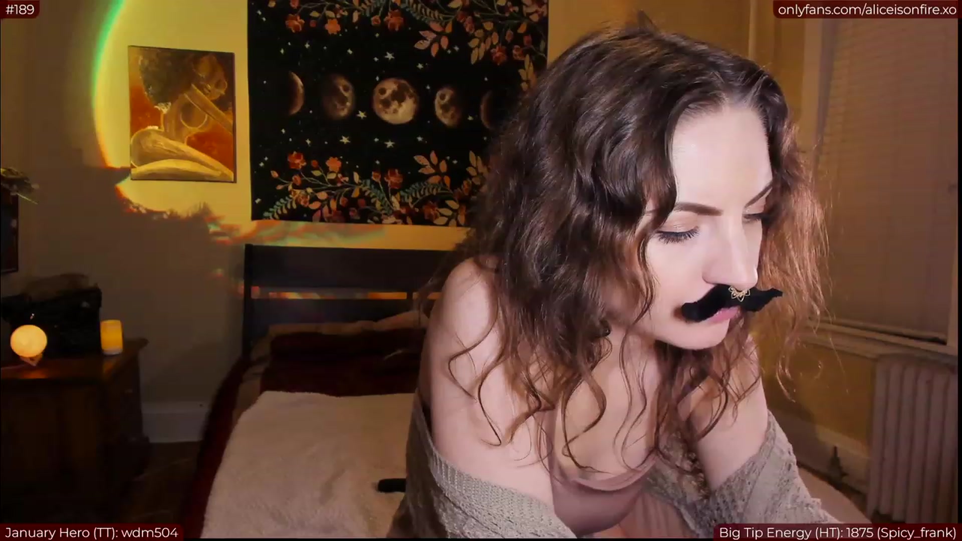 Gallery image thumbnail from aliceisonfire's myfreecams stream on, 01/19/2023, 06:42 image 10 of 20