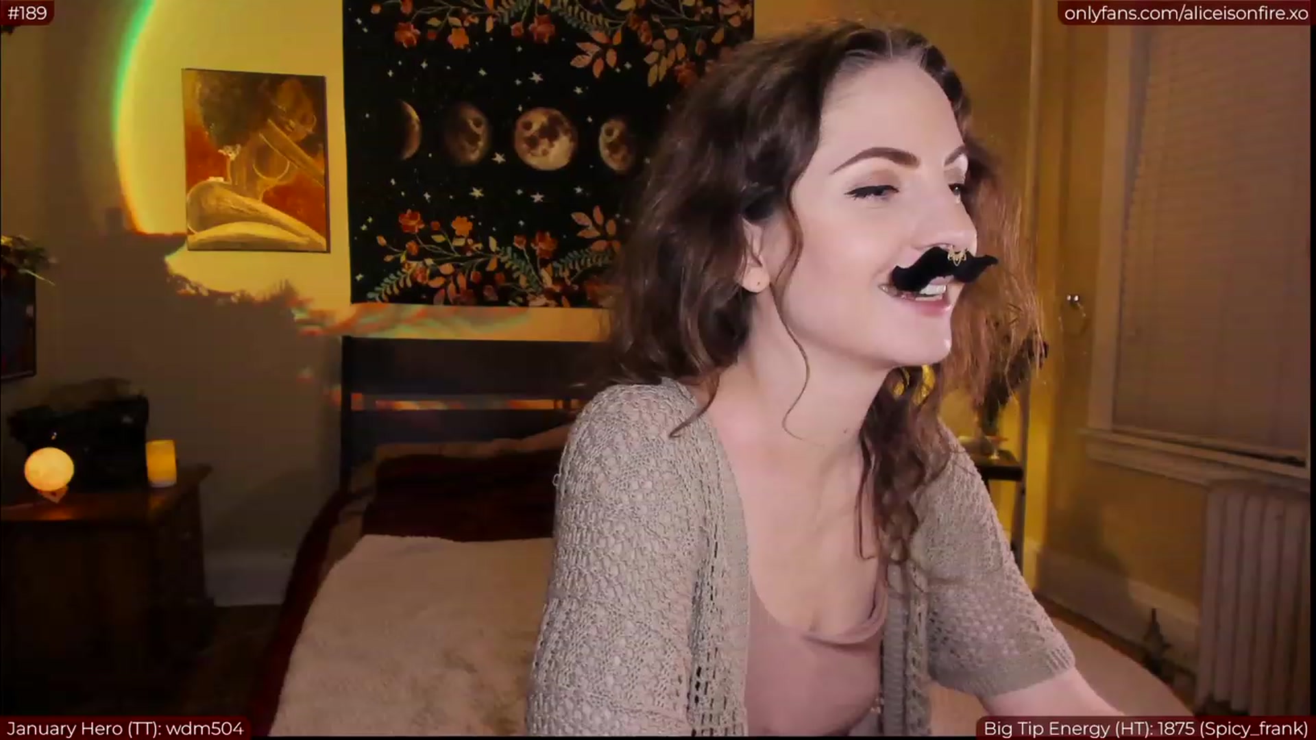 Gallery image thumbnail from aliceisonfire's myfreecams stream on, 01/19/2023, 06:42 image 5 of 20
