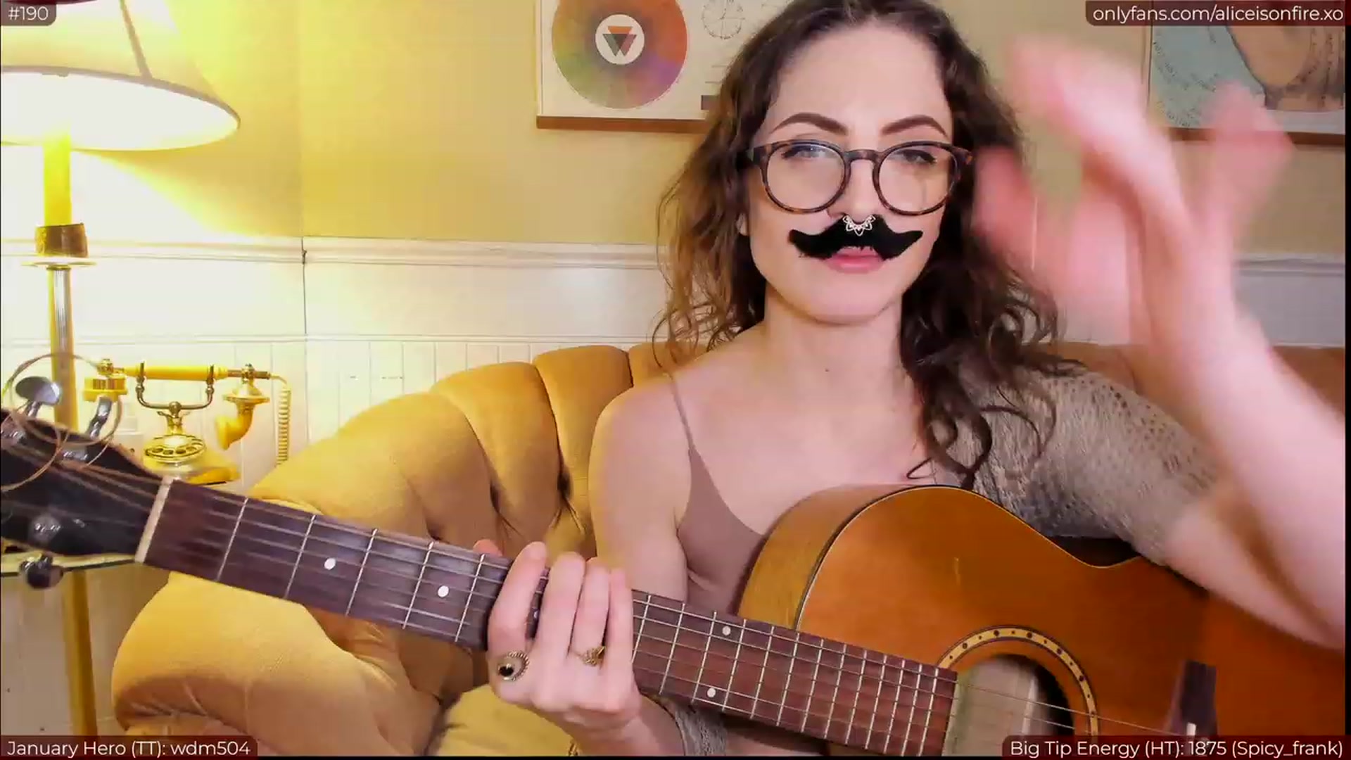 Gallery image thumbnail from aliceisonfire's myfreecams stream on, 01/19/2023, 08:05 image 10 of 20