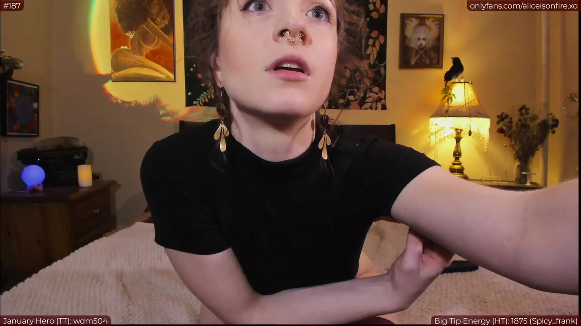 Gallery image thumbnail from aliceisonfire's myfreecams stream on, 01/20/2023, 08:16 image 7 of 20