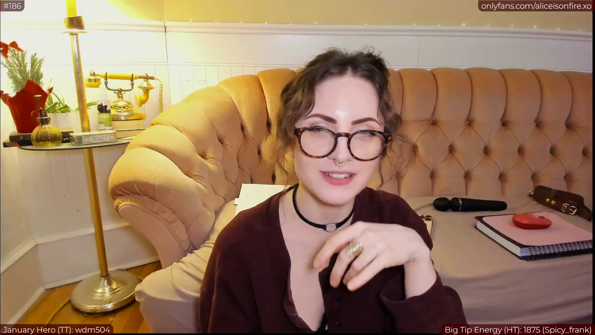 Gallery image thumbnail from aliceisonfire's myfreecams stream on, 01/21/2023, 07:53 image 9 of 20