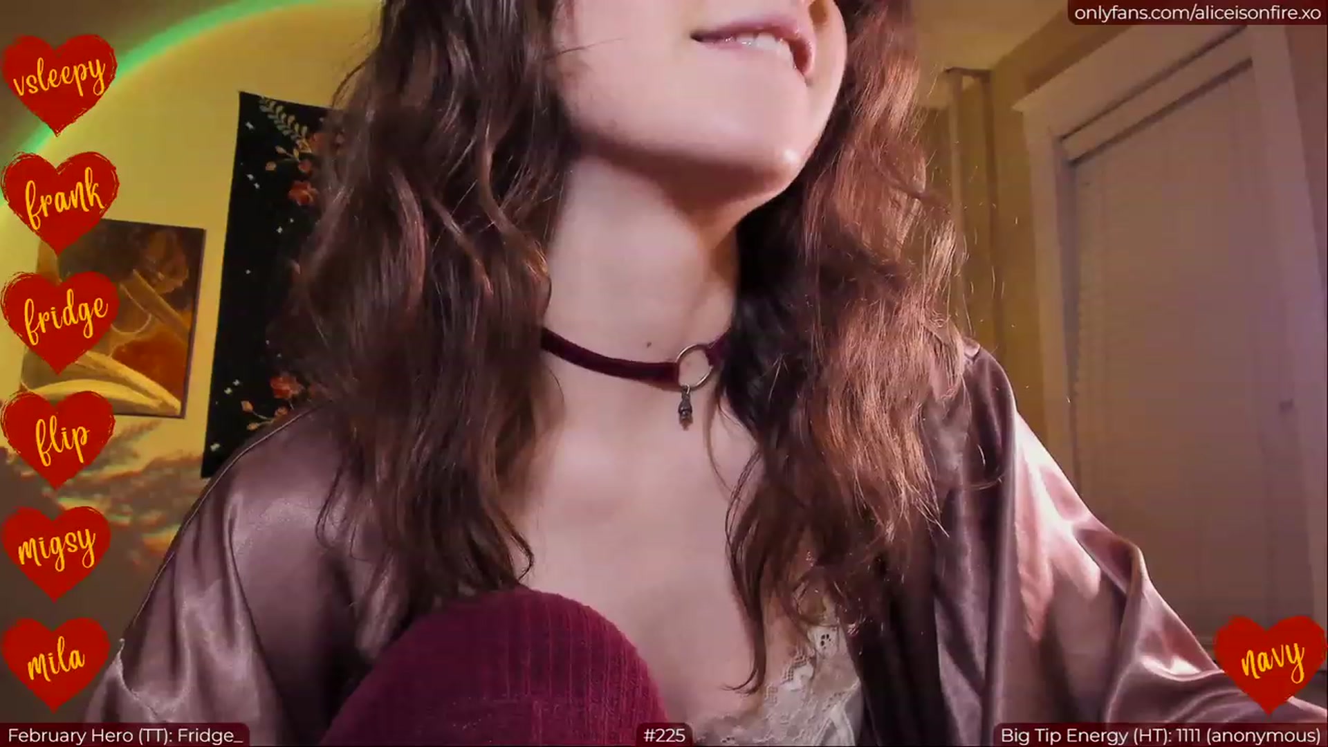 Gallery image thumbnail from aliceisonfire's myfreecams stream on, 02/09/2023, 05:01 image 17 of 20