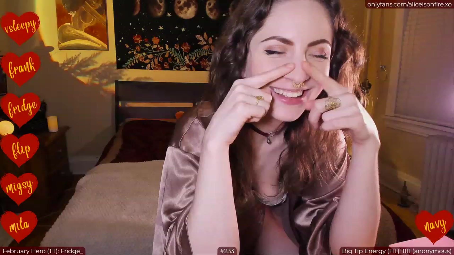 Gallery image thumbnail from aliceisonfire's myfreecams stream on, 02/09/2023, 05:01 image 9 of 20
