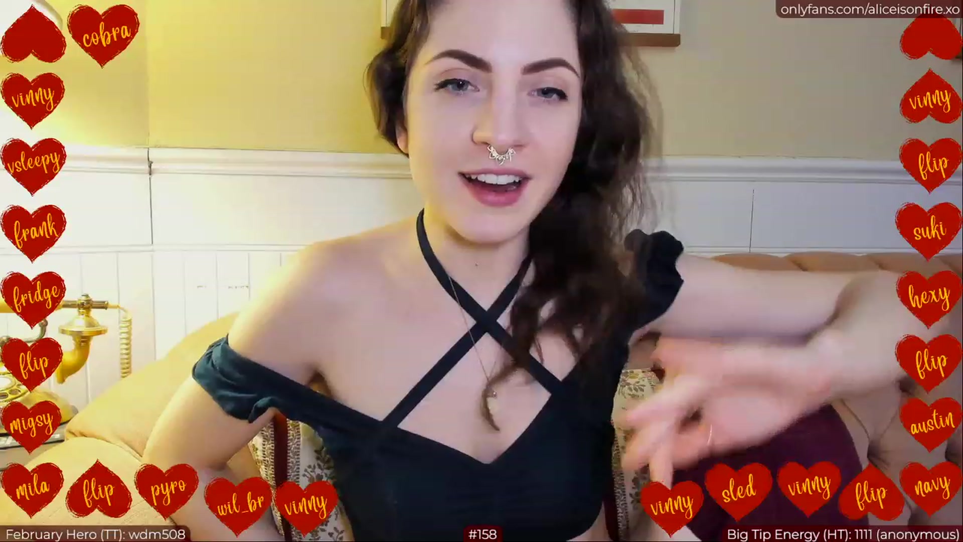Gallery image thumbnail from aliceisonfire's myfreecams stream on, 02/24/2023, 08:24 image 18 of 20