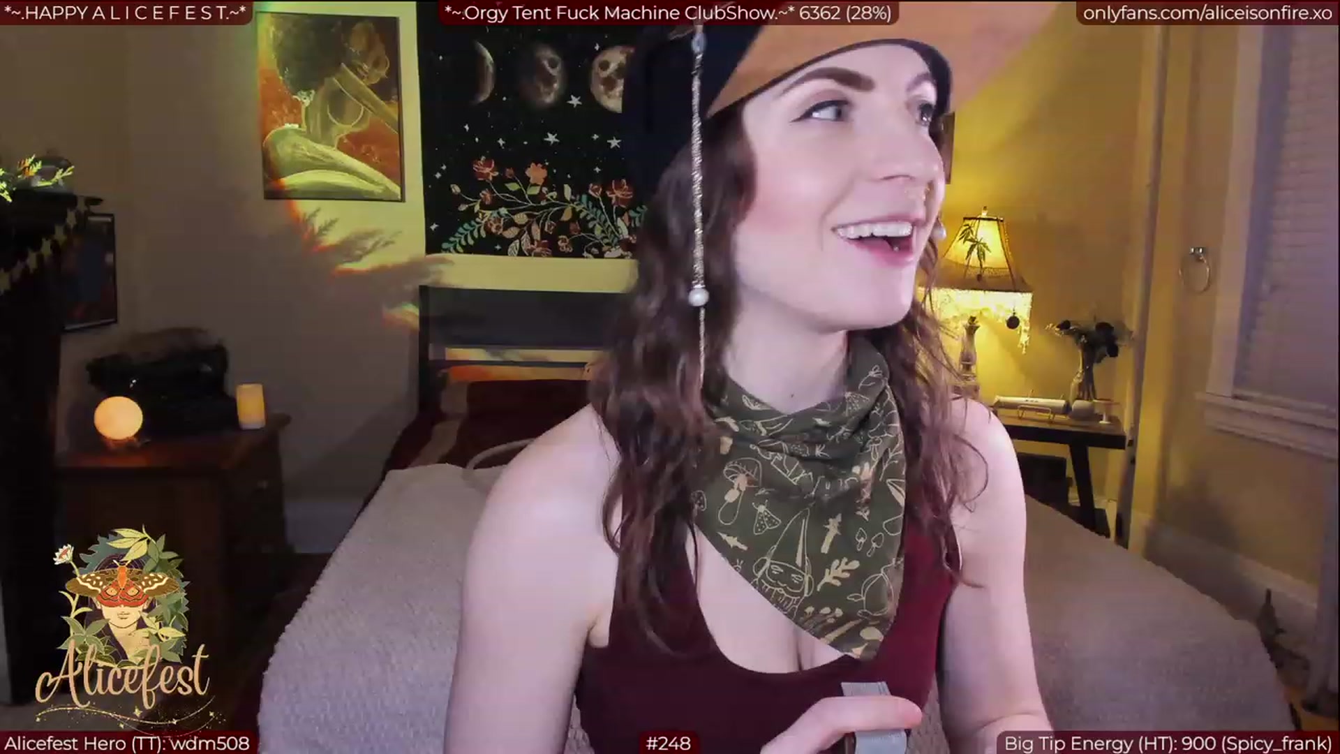 Gallery image thumbnail from aliceisonfire's myfreecams stream on, 03/02/2023, 09:19 image 4 of 20