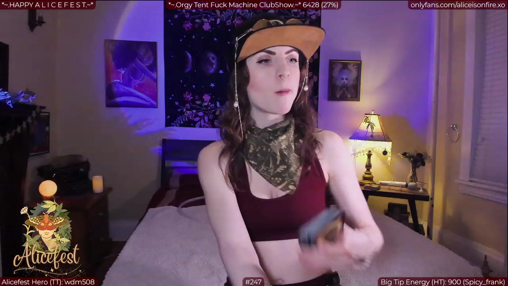 Gallery image thumbnail from aliceisonfire's myfreecams stream on, 03/02/2023, 09:19 image 3 of 20