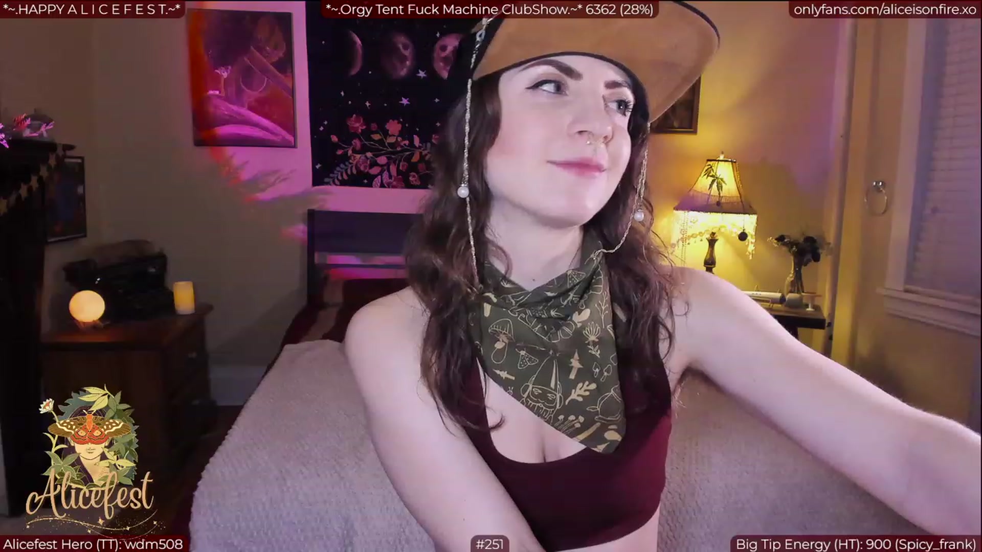 Gallery image thumbnail from aliceisonfire's myfreecams stream on, 03/02/2023, 09:19 image 5 of 20