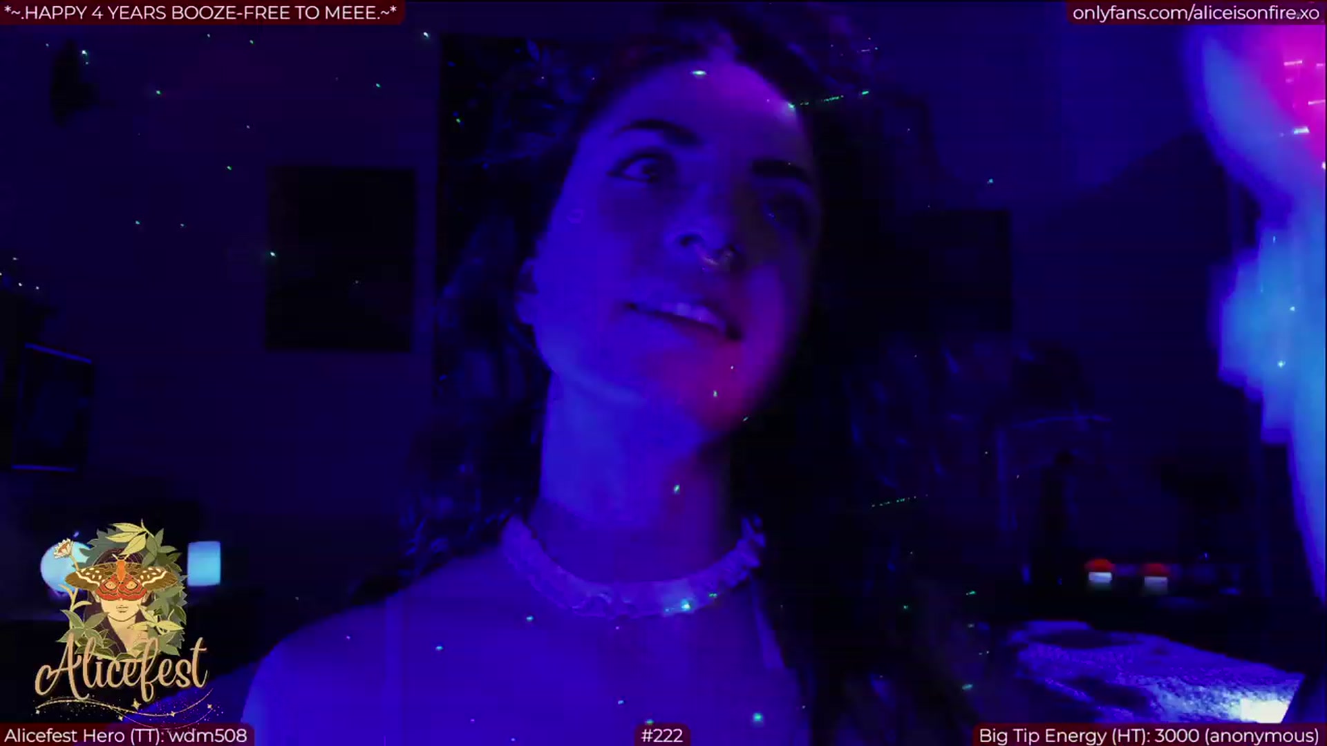 Gallery image thumbnail from aliceisonfire's myfreecams stream on, 03/12/2023, 05:54 image 19 of 20