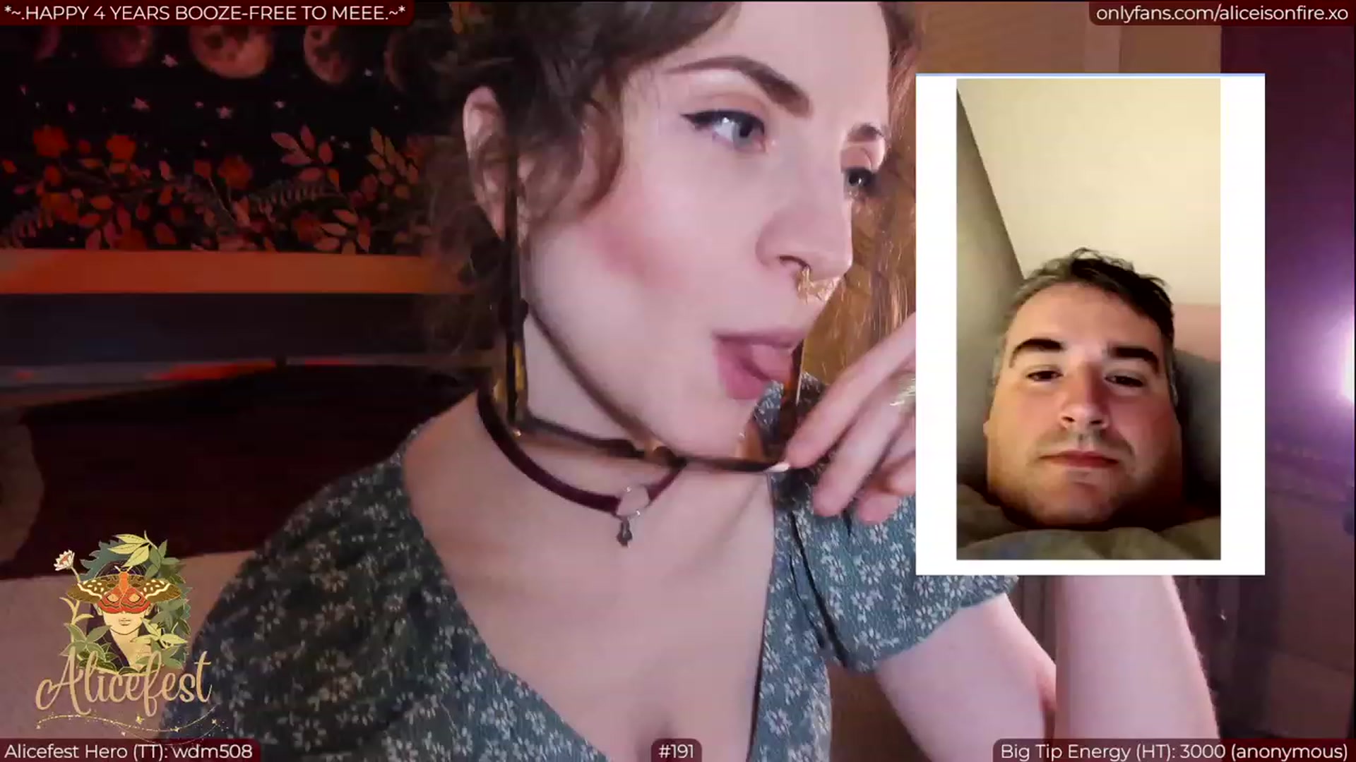 Gallery image thumbnail from aliceisonfire's myfreecams stream on, 03/15/2023, 04:09 image 4 of 20