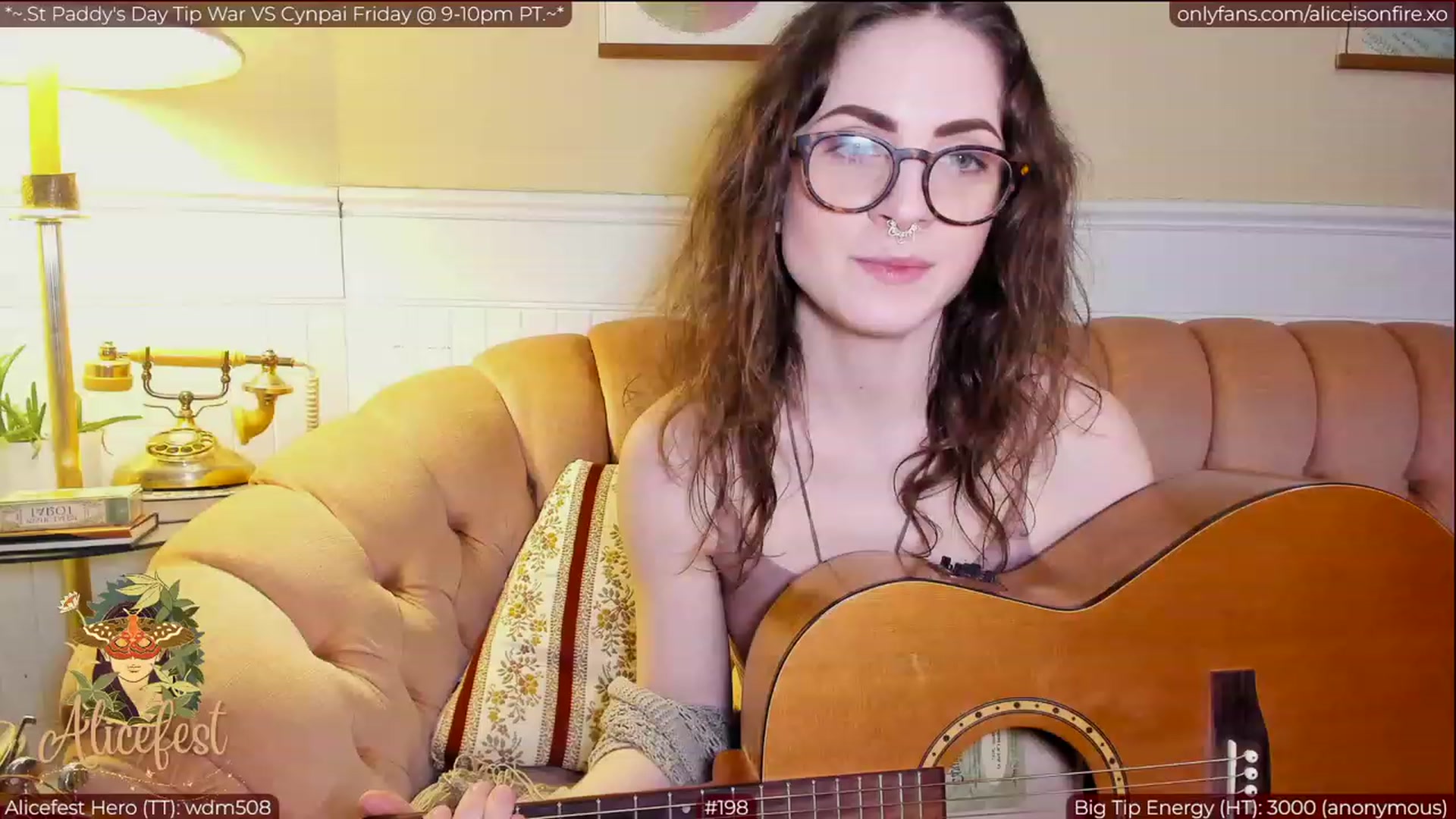 Gallery image thumbnail from aliceisonfire's myfreecams stream on, 03/16/2023, 08:51 image 1 of 20