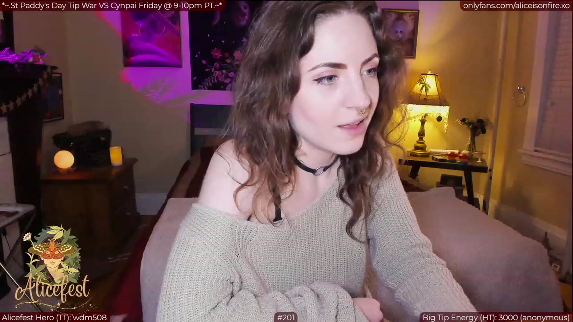 Gallery image thumbnail from aliceisonfire's myfreecams stream on, 03/17/2023, 04:02 image 14 of 20