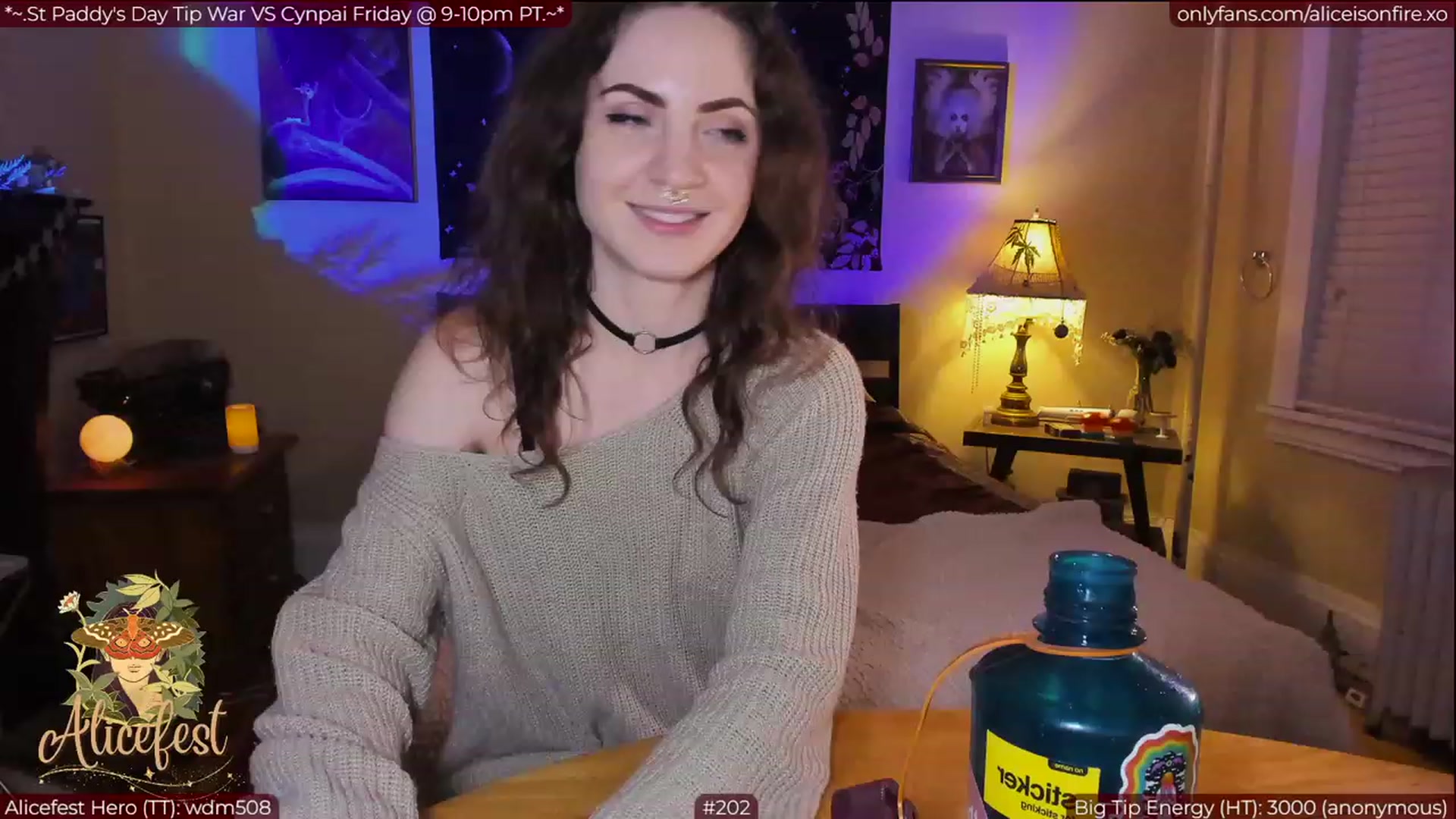 Gallery image thumbnail from aliceisonfire's myfreecams stream on, 03/17/2023, 08:42 image 1 of 20