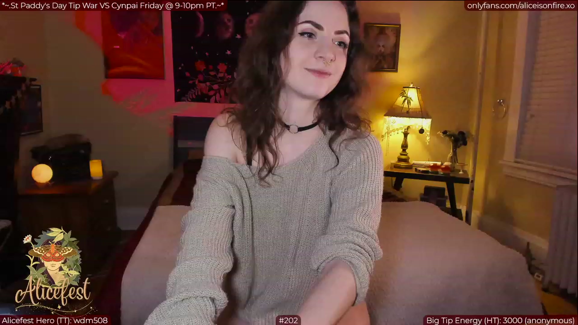 Gallery image thumbnail from aliceisonfire's myfreecams stream on, 03/17/2023, 08:42 image 2 of 20