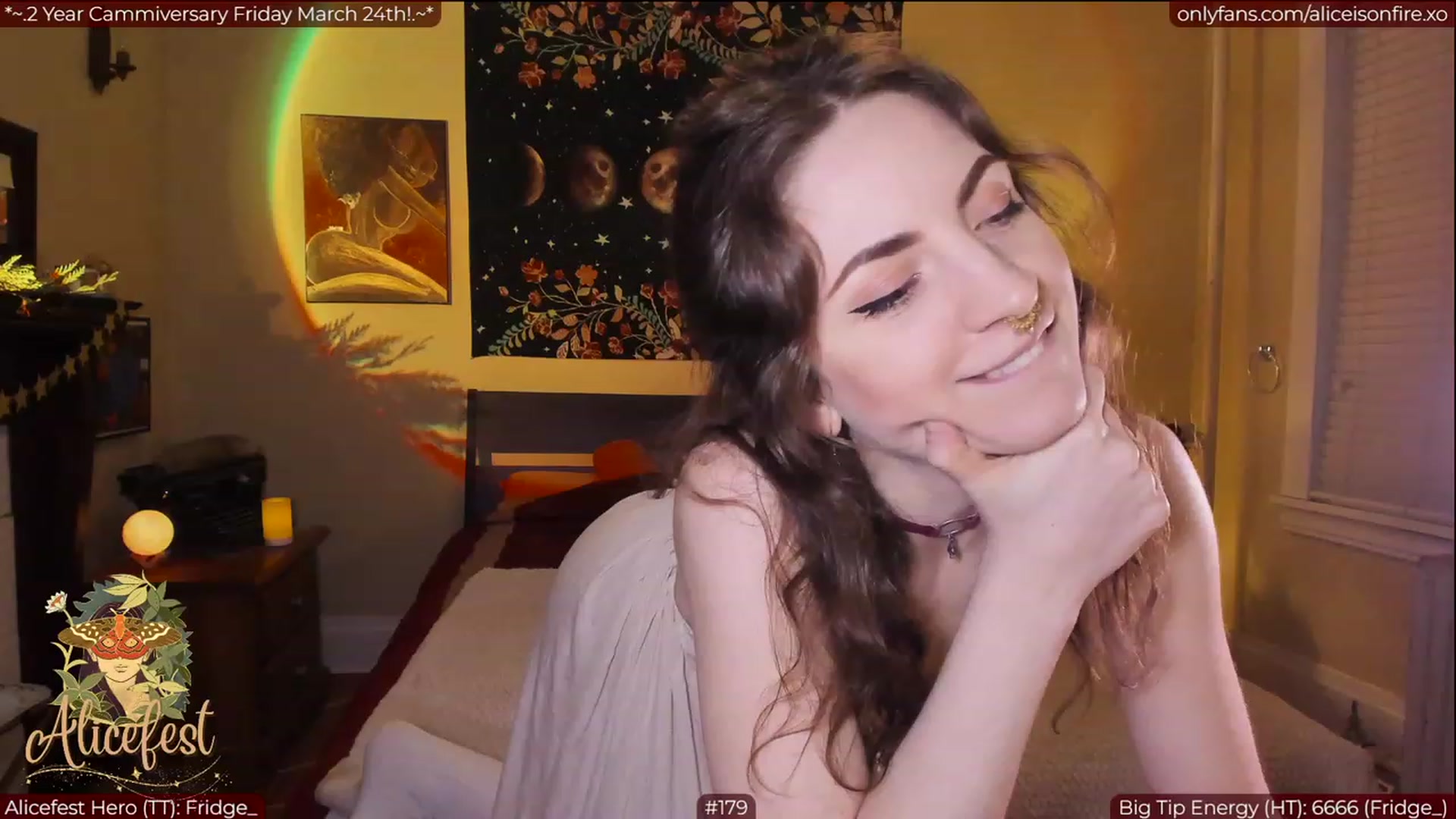 Gallery image thumbnail from aliceisonfire's myfreecams stream on, 03/20/2023, 05:55 image 4 of 20