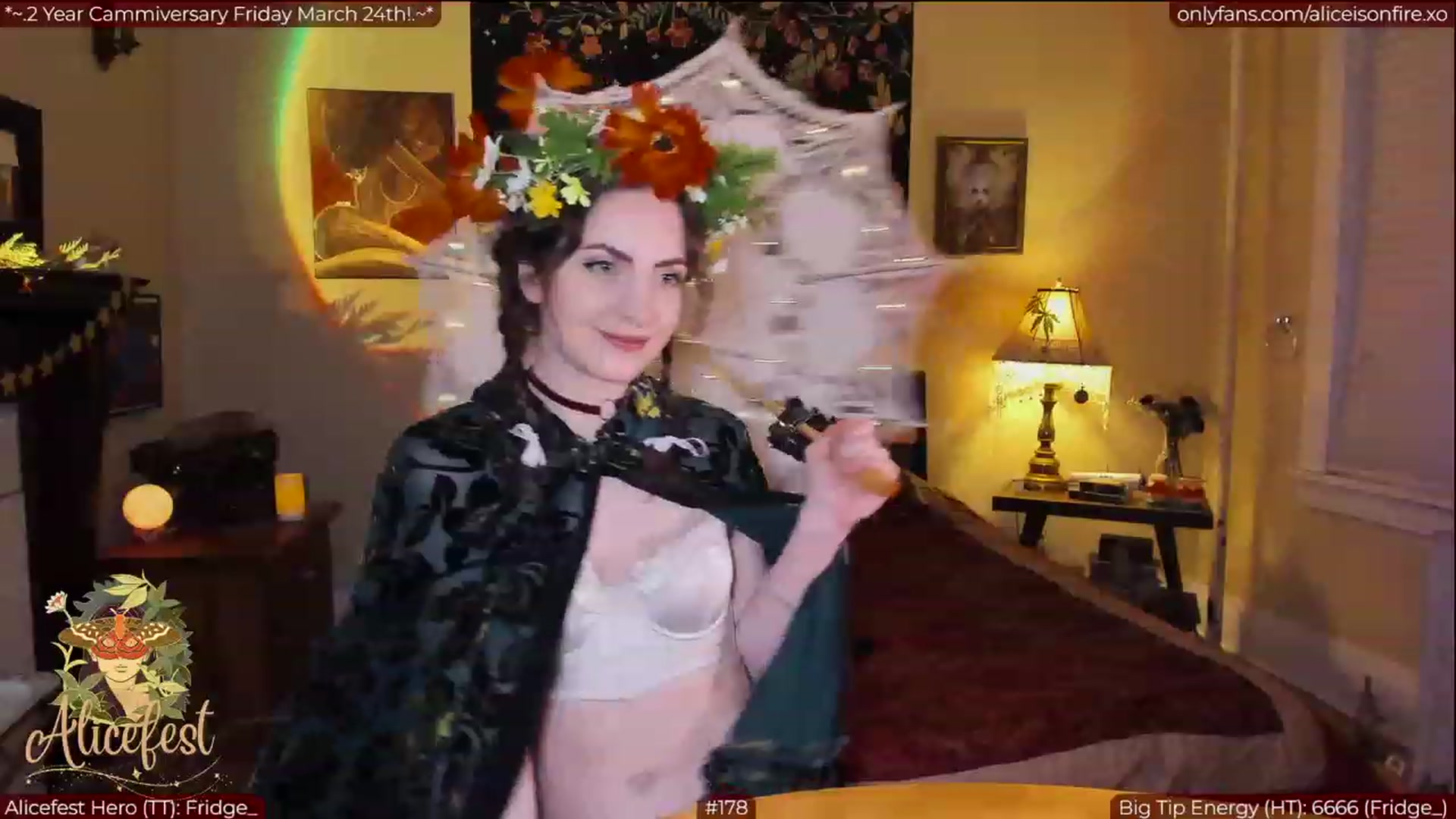 Gallery image thumbnail from aliceisonfire's myfreecams stream on, 03/21/2023, 05:13 image 11 of 20