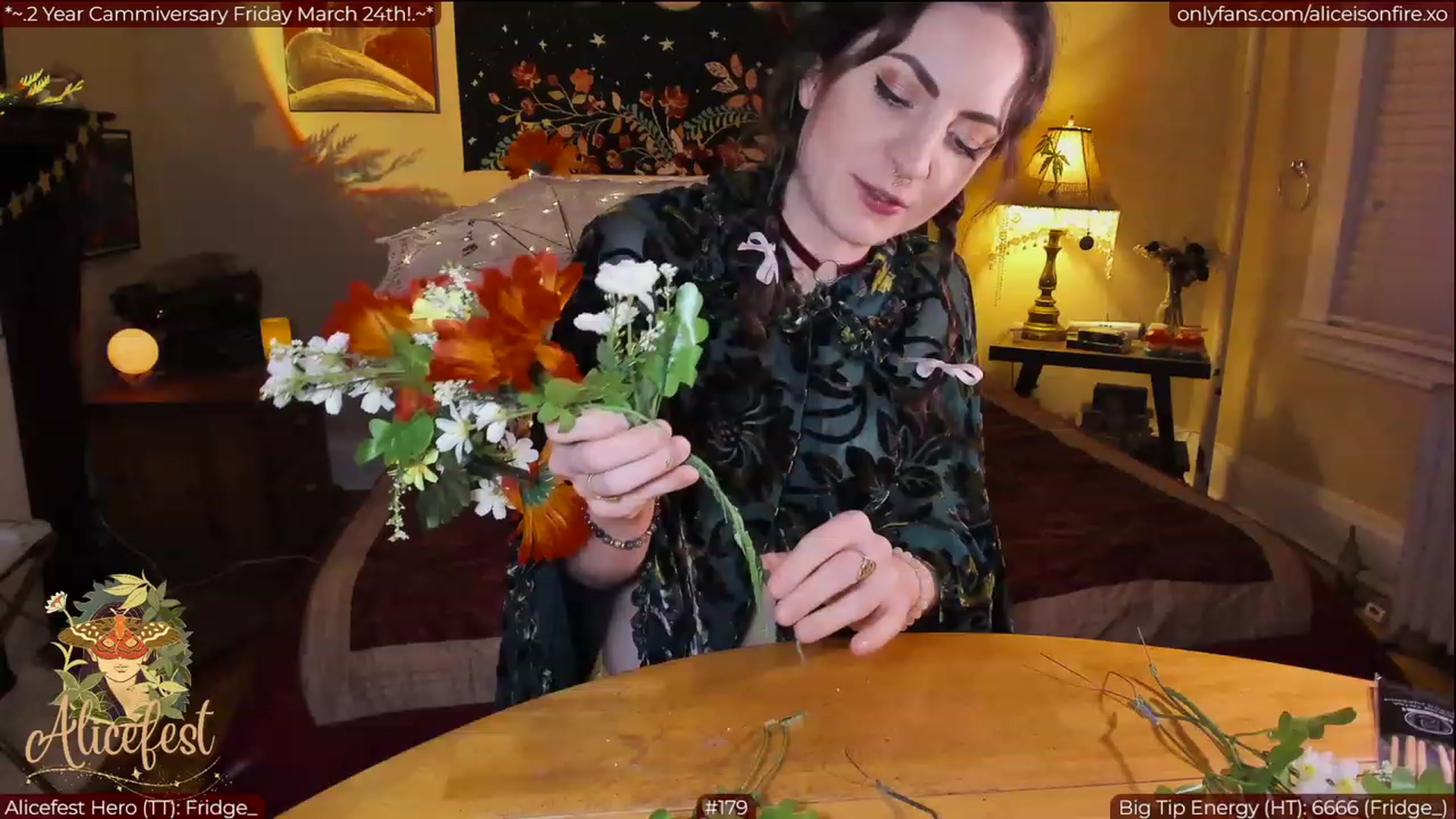 Gallery image thumbnail from aliceisonfire's myfreecams stream on, 03/21/2023, 05:13 image 4 of 20