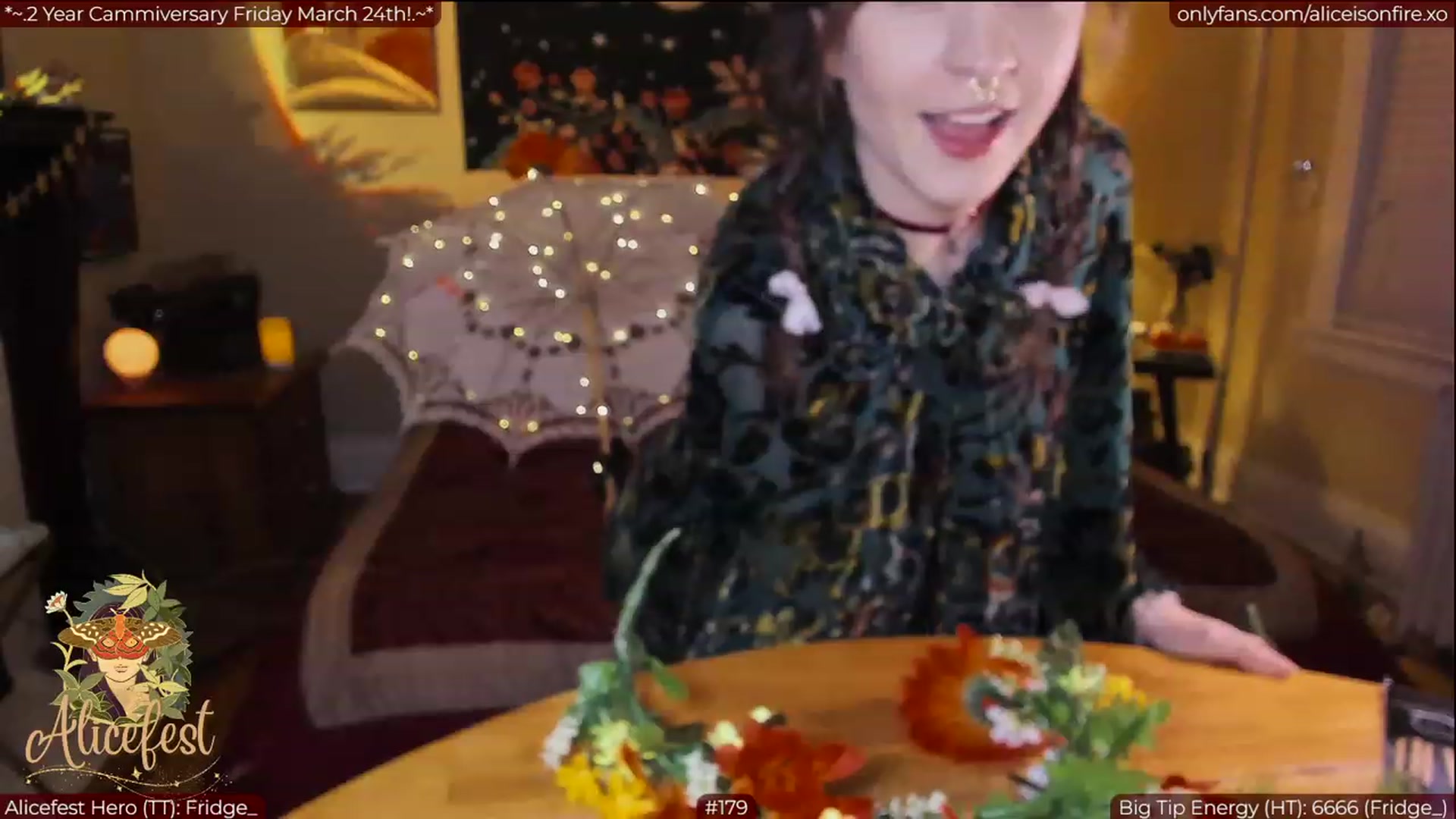 Gallery image thumbnail from aliceisonfire's myfreecams stream on, 03/21/2023, 05:13 image 6 of 20